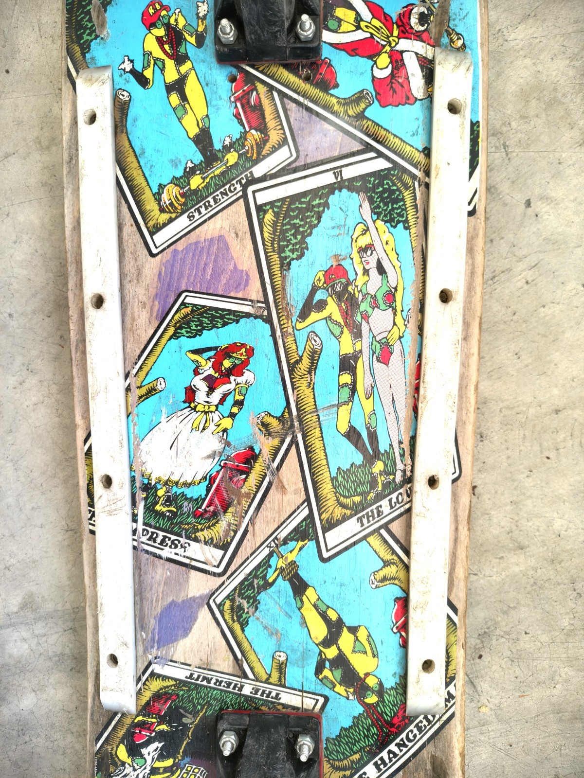Powell Peralta. Ray Barbee skateboard deck 1991. Fair condition. Complete