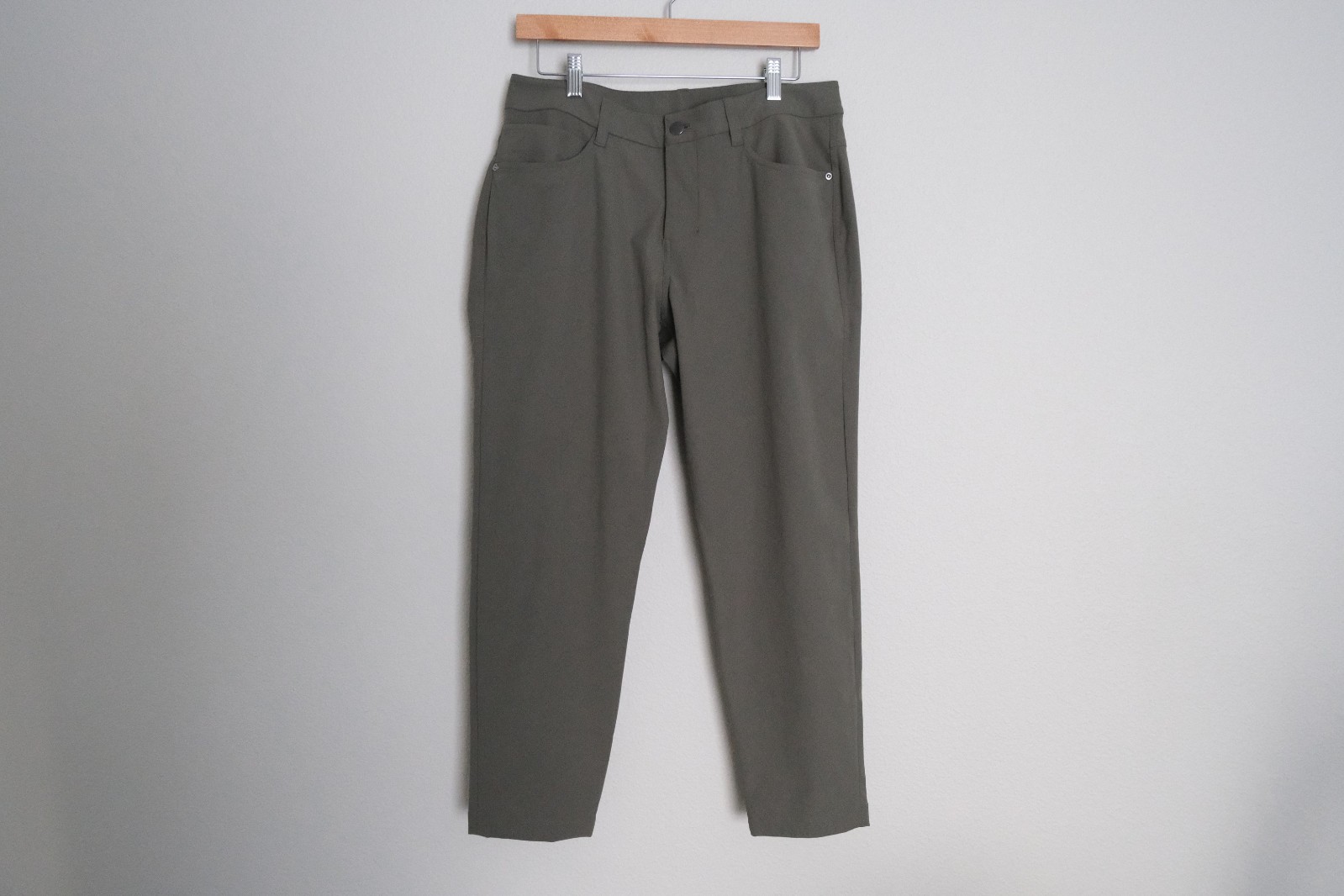 Lululemon Men\'s ABC Slim Fit 5-Pocket Pant 31x28 Green