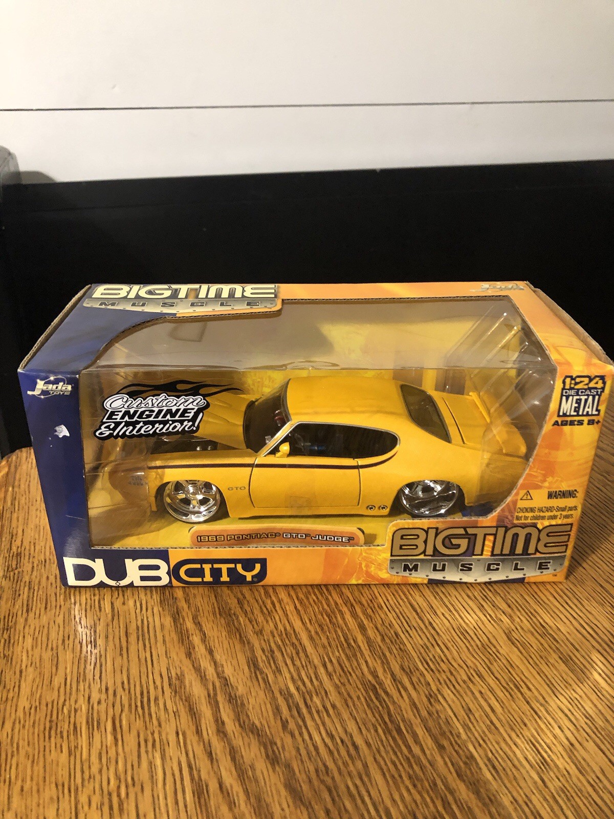 Jada 90344 1/24 Big Time Muscle 1969 Pontiac GTO Judge Jada 90344 1/24 Big Time Muscle 1969 Pontiac GTO Judge