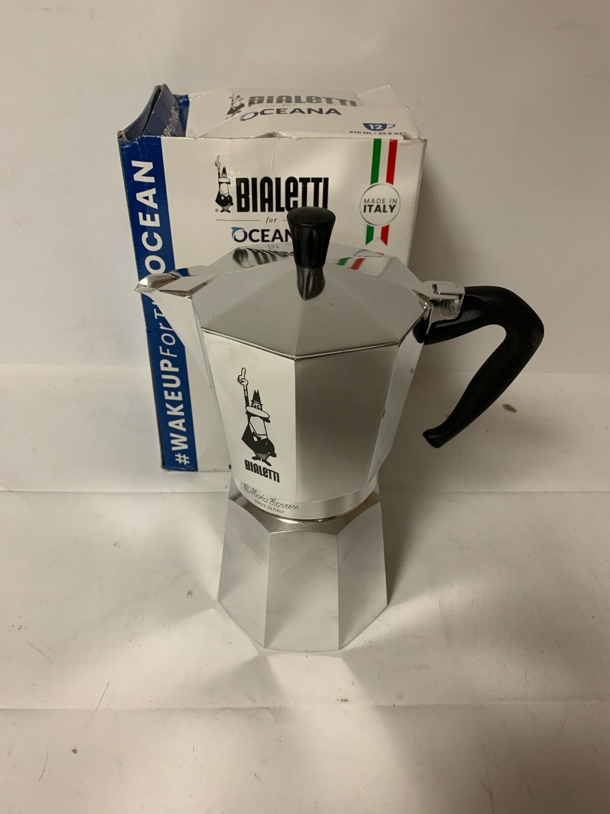 Bialetti Moka Express - Stovetop Espresso Maker - 12 Cup Bialetti Moka Express - Stovetop Espresso Maker - 12 Cup