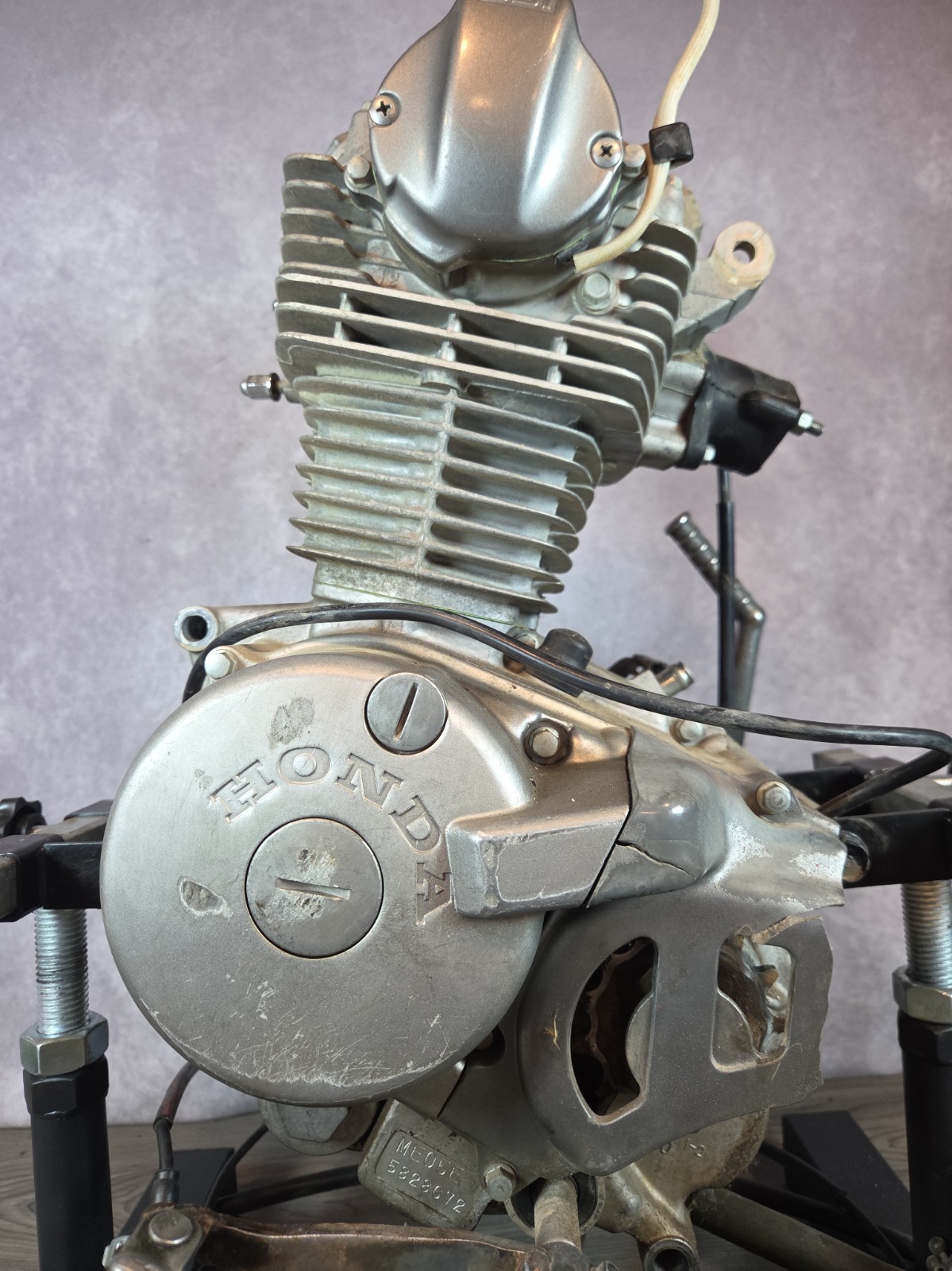 2002 Honda XR200R Complete Engine Motor ME05E5828672 w/ Carb & Electronics