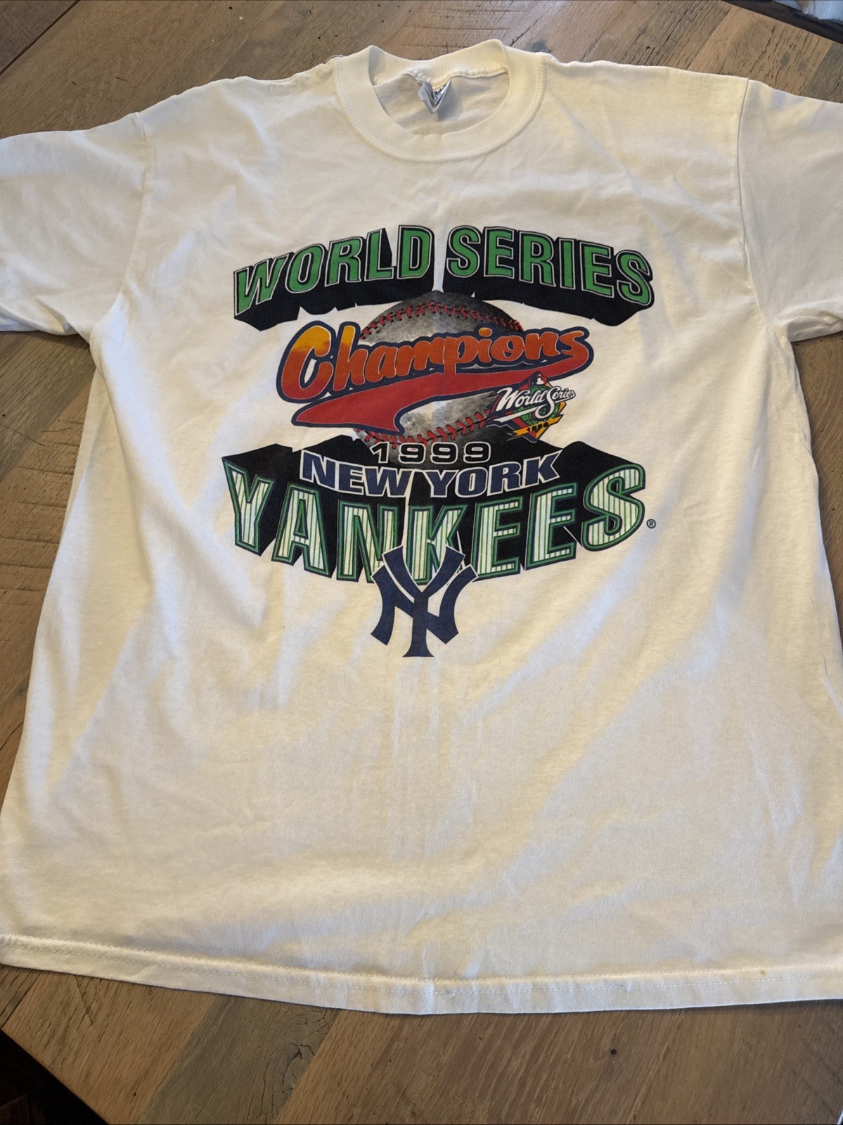 Rare VTG 1999 Yankees Green Print World Series Champions Tshirt Gildan Size XL