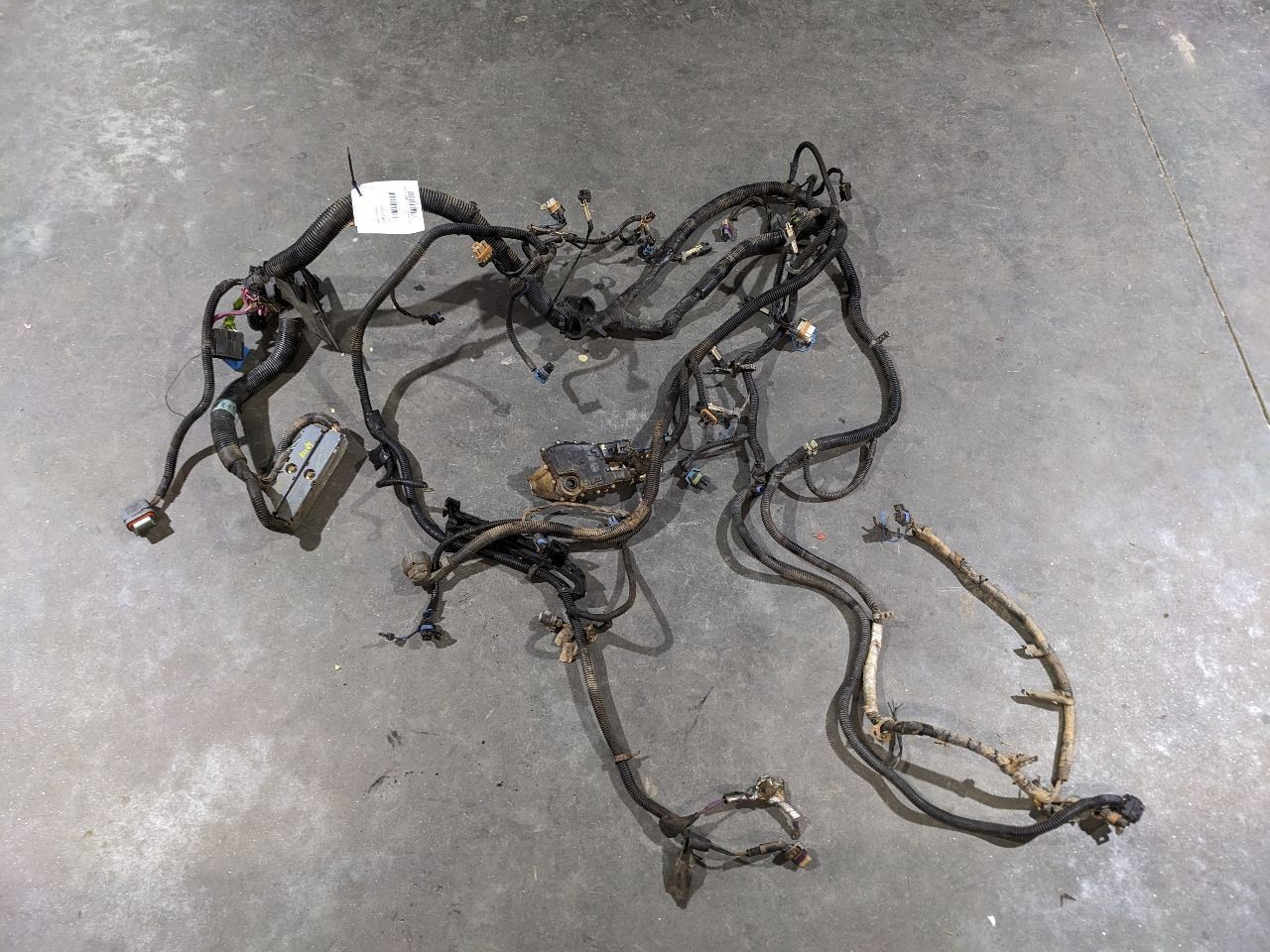 2001 Tahoe 5.3L 4x4 Engine Wire Harness 1192237