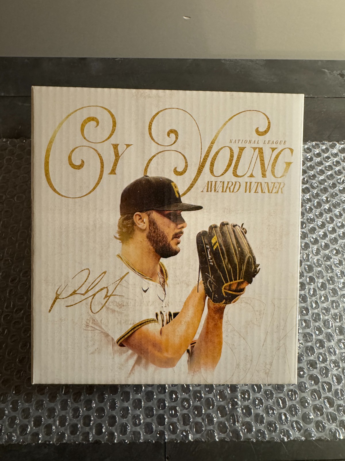 LOWEST PRICE Paul Skenes STH EXCLUSIVE GOLD CY YOUNG BOBBLEHEAD MINT / Unopened LOWEST PRICE Paul Skenes STH EXCLUSIVE GOLD CY YOUNG BOBBLEHEAD MINT / Unopened
