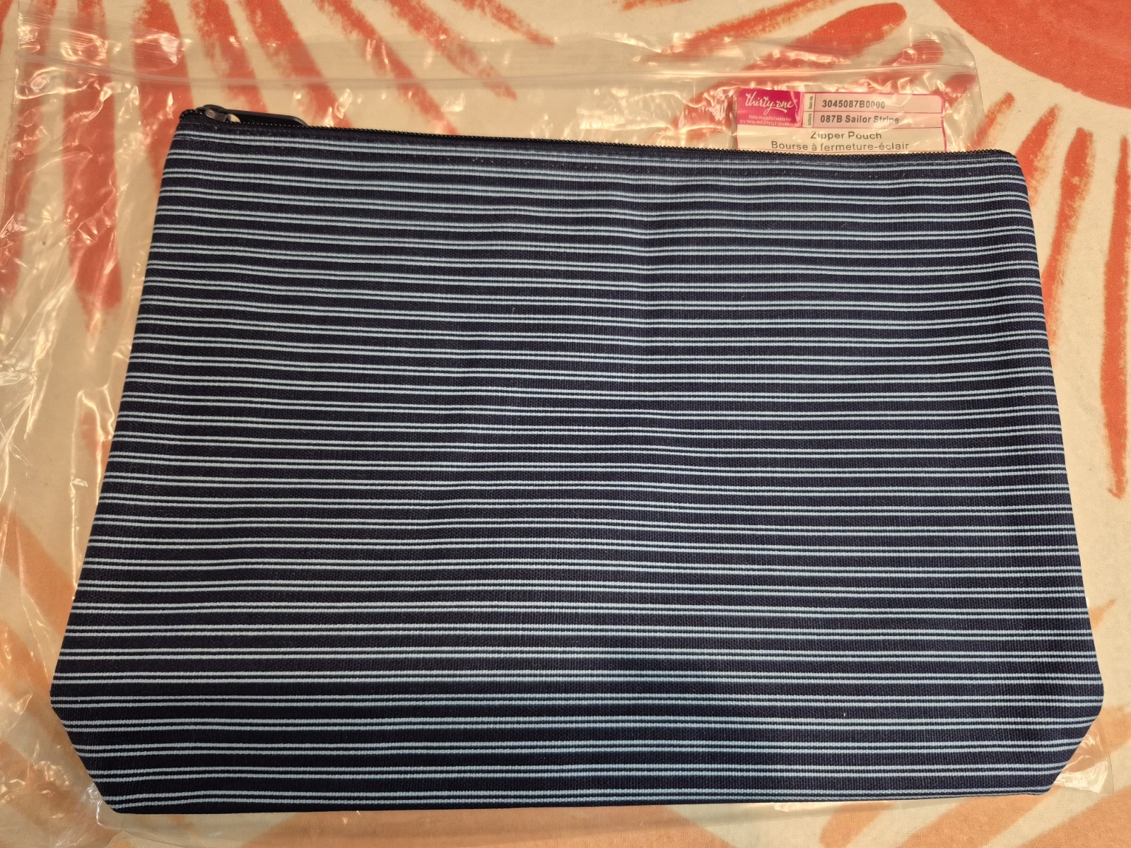 NWT Thirty One Large Sailor Stripe Zipper Pouch NWT Thirty One Large Sailor Stripe Zipper Pouch