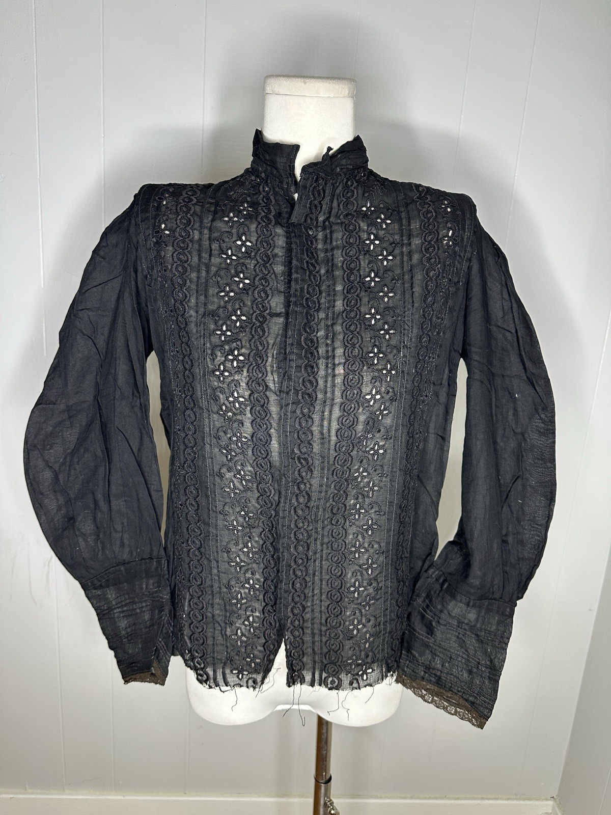 Antique Edwardian Era Cotton Bishop Sleeve Lace Blouse Antique Edwardian Era Cotton Bishop Sleeve Lace Blouse