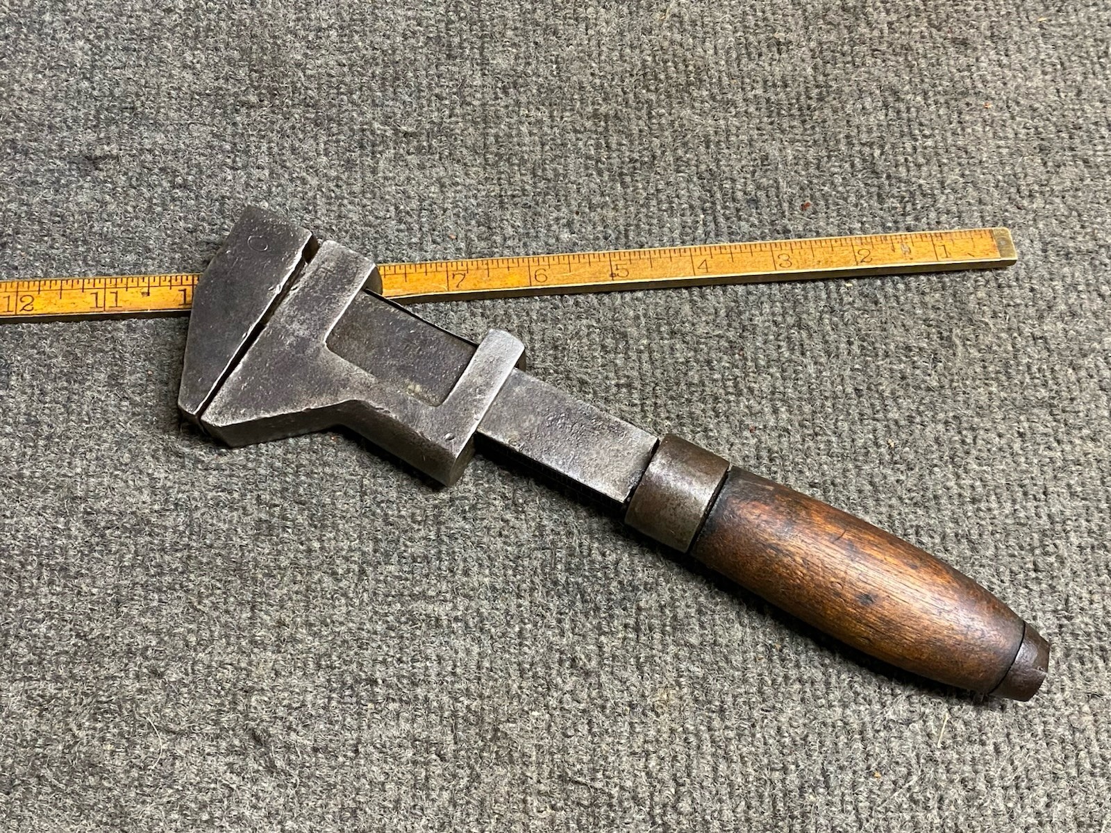 Rare Antique Wright Wrench Co 10” Wooden Handle Quick Adjust Pat Mar 15, 1904 Rare Antique Wright Wrench Co 10” Wooden Handle Quick Adjust Pat Mar 15, 1904