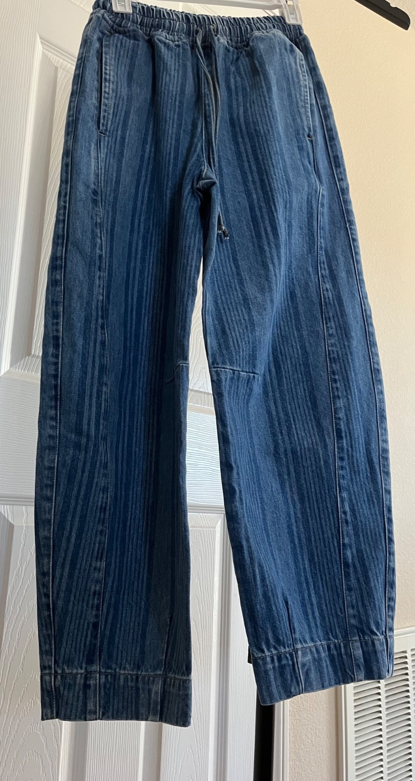 UK Luxury Damson Madder Felix Laser Stripe Barrel Leg Drawstring Blue JeansSize6 UK Luxury Damson Madder Felix Laser Stripe Barrel Leg Drawstring Blue JeansSize6