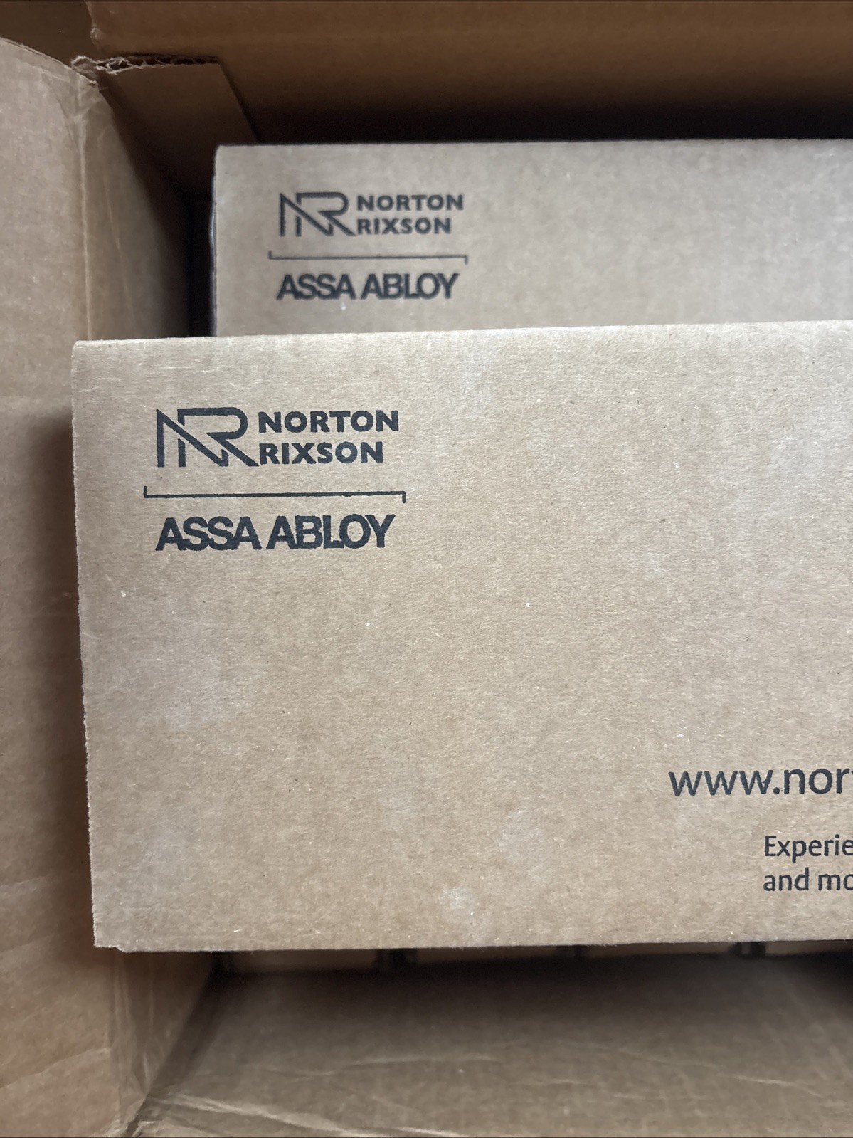 Norton Rixson 990M Door Holder