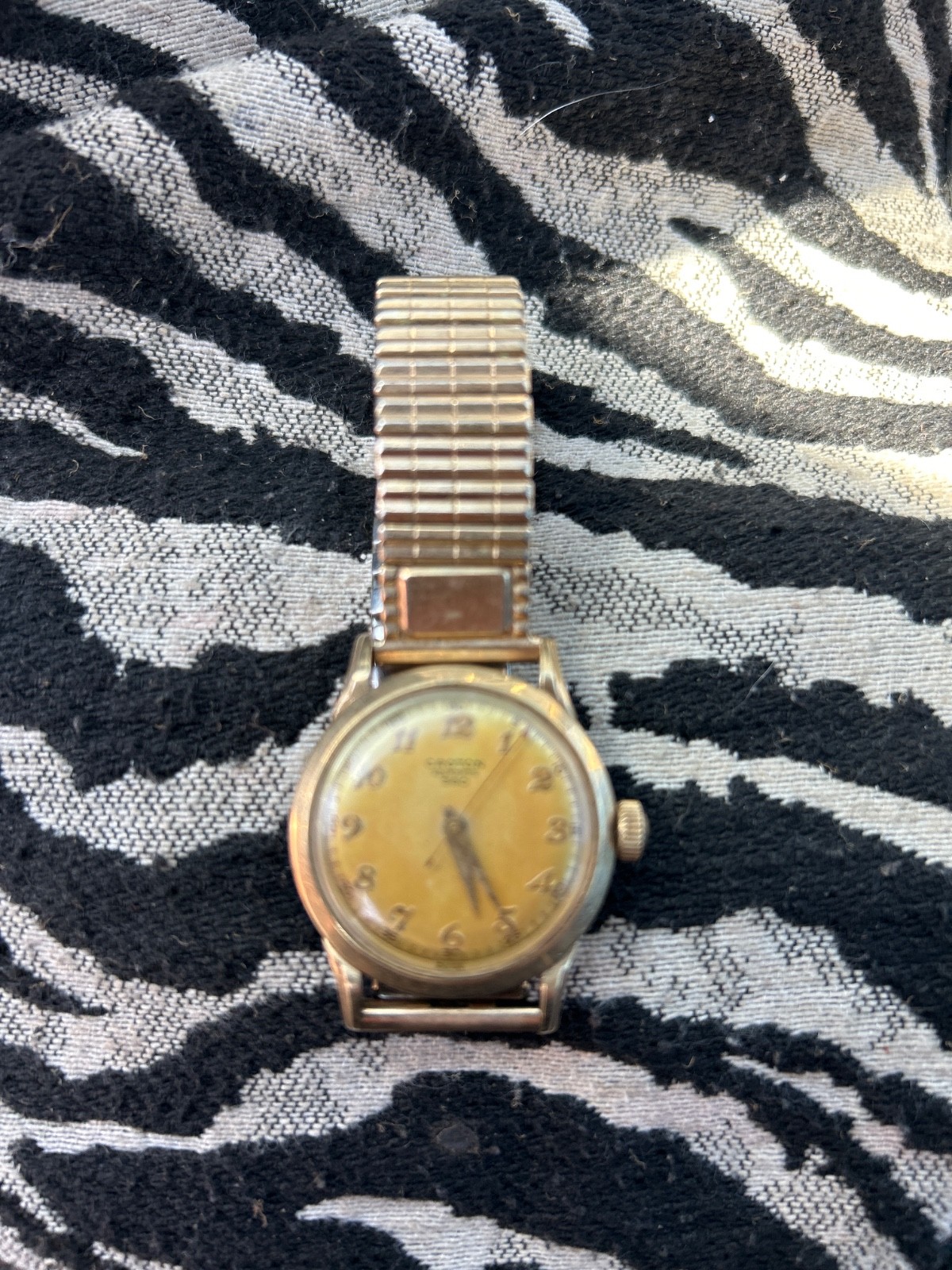 Vintage Croton Aquamatic Watch Men 10k Gold Plated Automatic READ DESCRIPTION Vintage Croton Aquamatic Watch Men 10k Gold Plated Automatic READ DESCRIPTION
