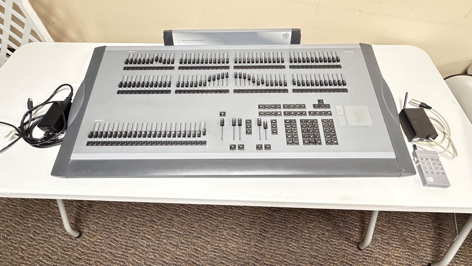 ETC Express 48/96 Lighting Control Console With Power Supply & remote ETC Express 48/96 Lighting Control Console With Power Supply & remote