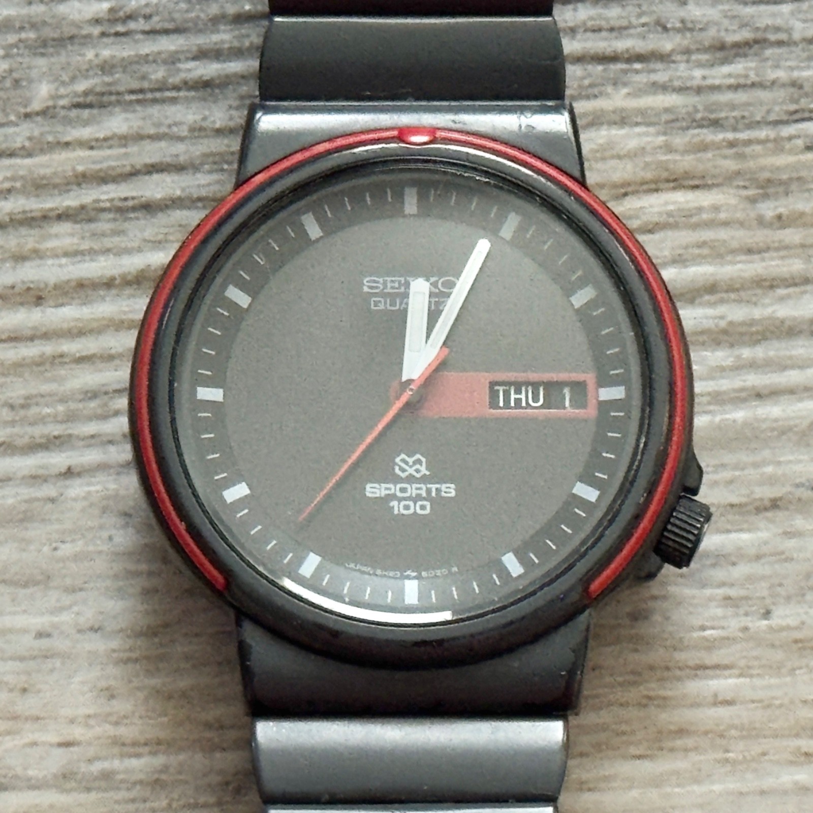 Seiko SQ Sports 100 5H23-602H Rare Vintage Gray Red Tested Working