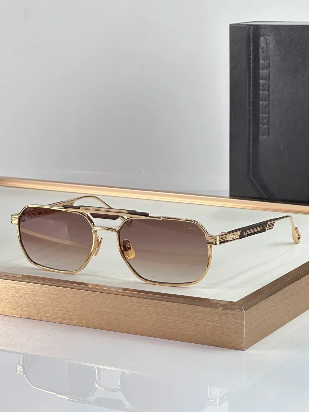 Cazal 757 Retro Pilot Sunglasses Double Bridge Gold Frame Gradient Lens Cazal 757 Retro Pilot Sunglasses Double Bridge Gold Frame Gradient Lens