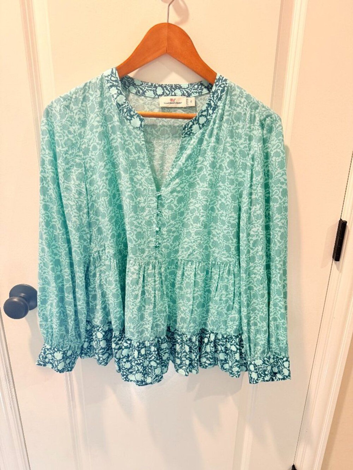 Vineyard Vines Aqua Teal Floral Peplum Blouse Size M Long Sleeve