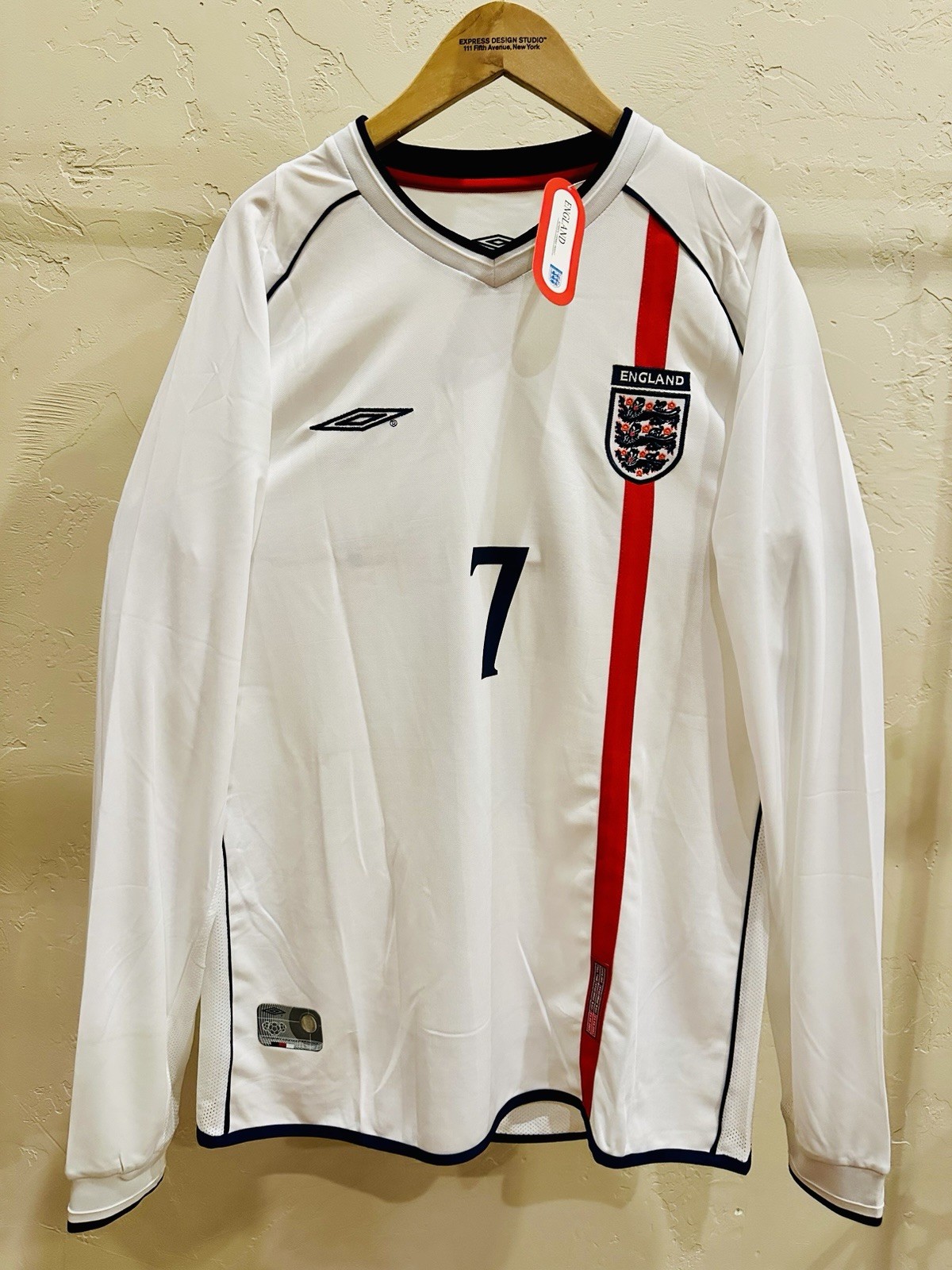 David Beckham England World Cup 2002 Korea/Japan Long-Sleeve Home Kit David Beckham England World Cup 2002 Korea/Japan Long-Sleeve Home Kit