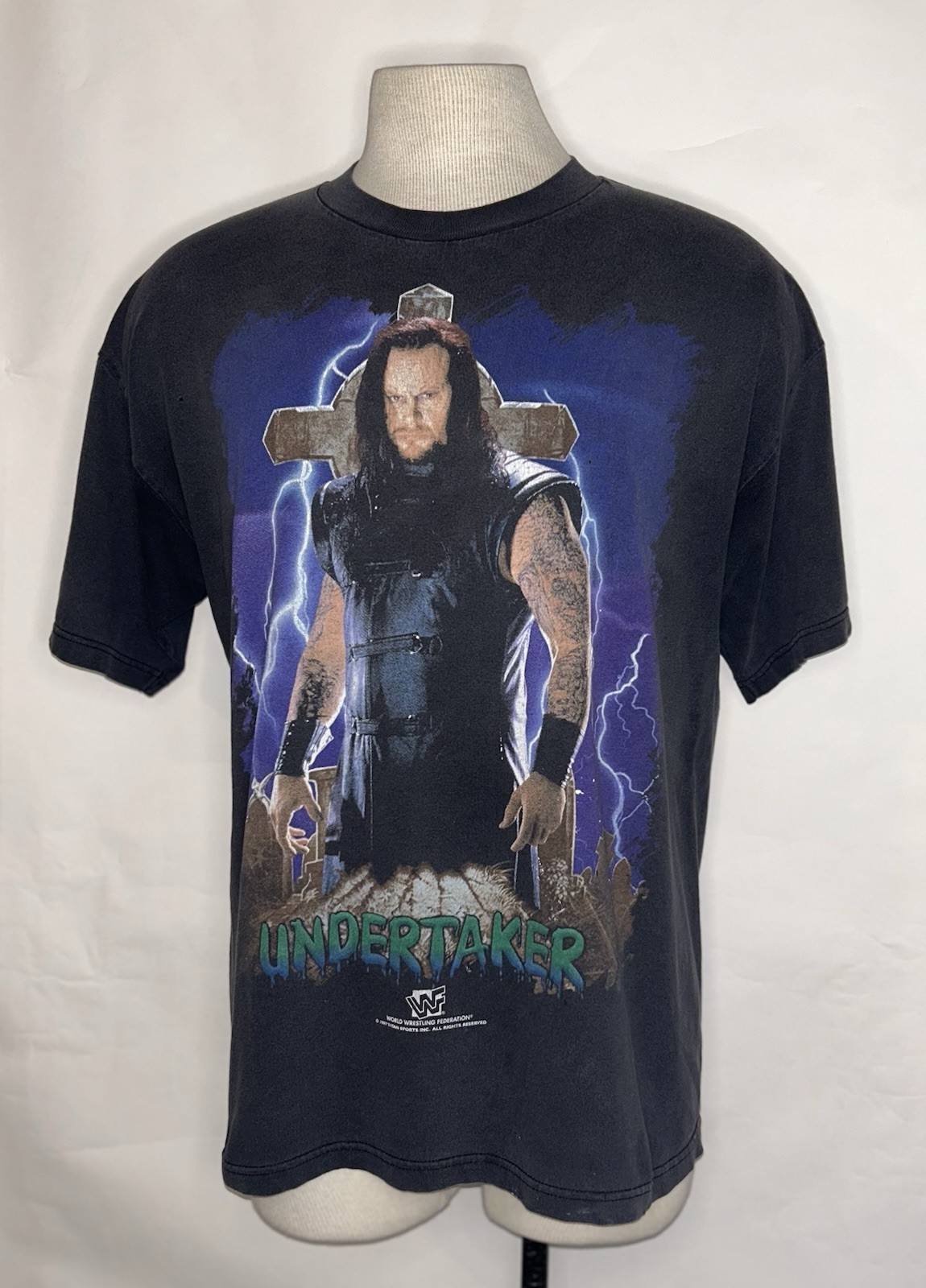 WWF Undertaker Wrestling T Shirt 1997 Titan Sports Size XL Men’s WWF Undertaker Wrestling T Shirt 1997 Titan Sports Size XL Men’s