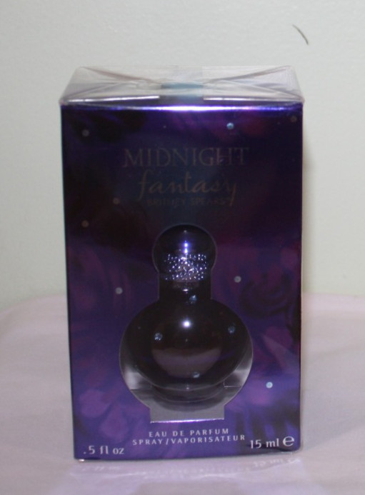 Midnight Fantasy Britney Spears Eau De Parfum Spray Travel Size .5 oz NIB Midnight Fantasy Britney Spears Eau De Parfum Spray Travel Size .5 oz NIB