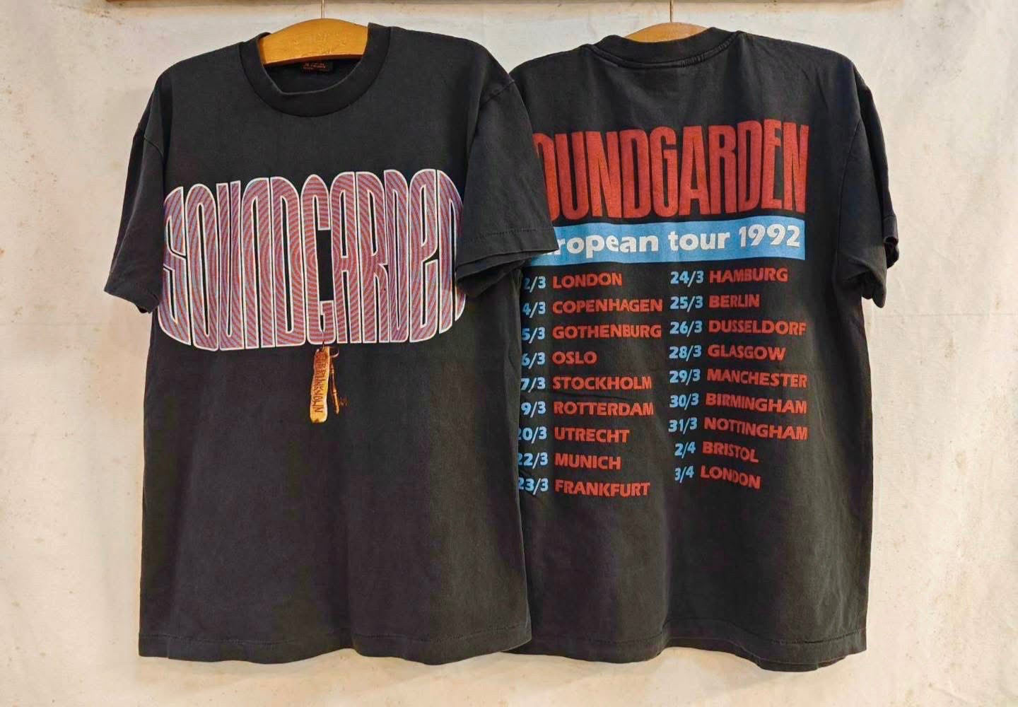 Vintage 90s Soundgarden 1992 European Concert Tour Band T-Shirt REPRINT