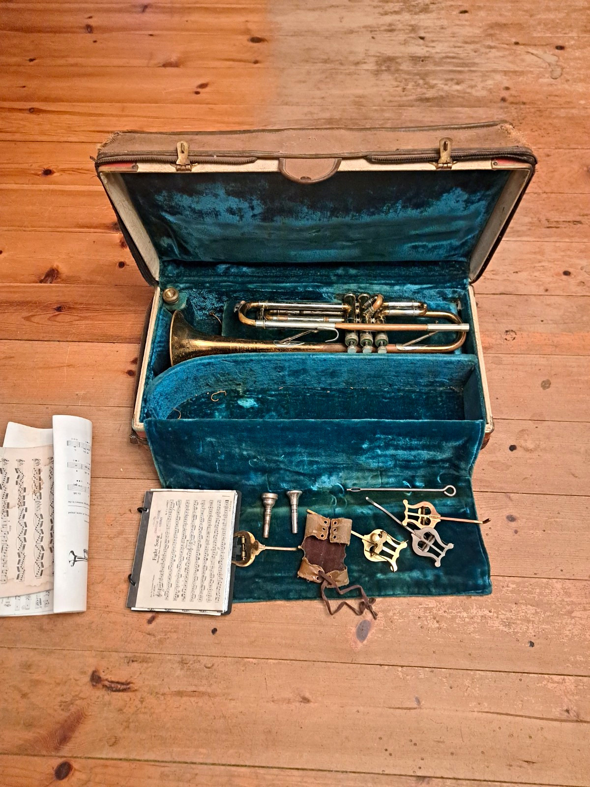 Rare Vintage 1950 Holton Stratodyne Model 49 Trumpet Kit - Elkhorn WIS SN 206675 Rare Vintage 1950 Holton Stratodyne Model 49 Trumpet Kit - Elkhorn WIS SN 206675