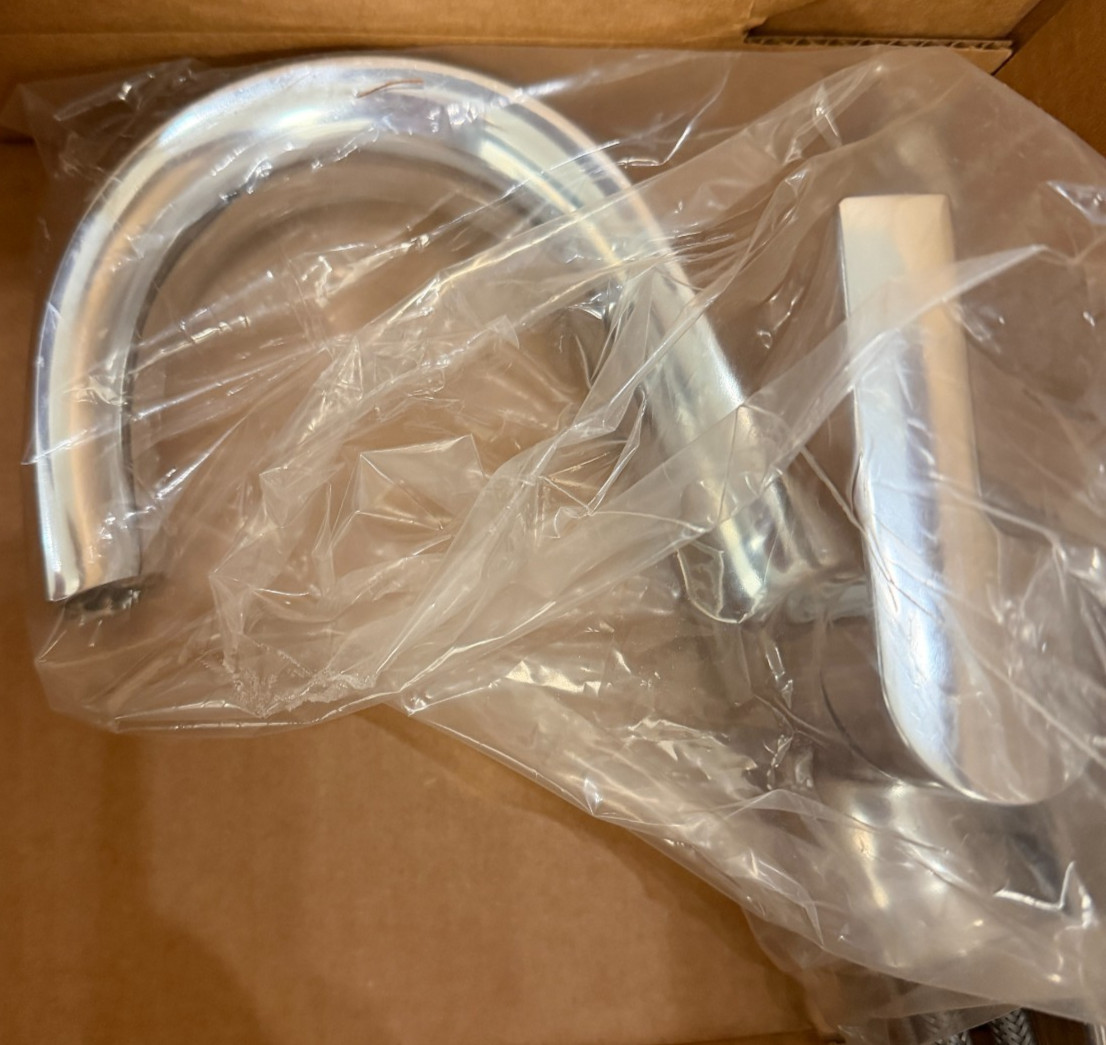 Moen S6910 Doux One-Handle Single Hole Bathroom Faucet - Chrome
