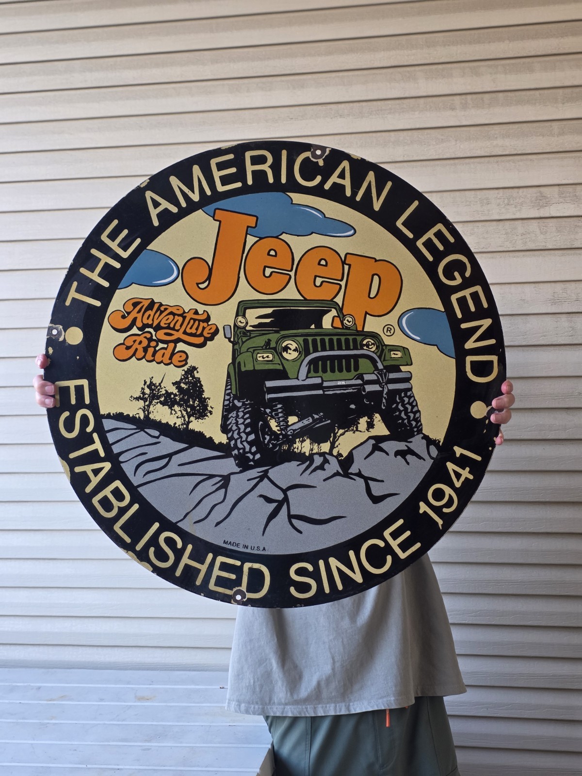 VINTAGE HUGE JEEP THE AMERICAN LEGEND PORCELAIN METAL ADVERTISING SIGN 29 VINTAGE HUGE JEEP THE AMERICAN LEGEND PORCELAIN METAL ADVERTISING SIGN 29