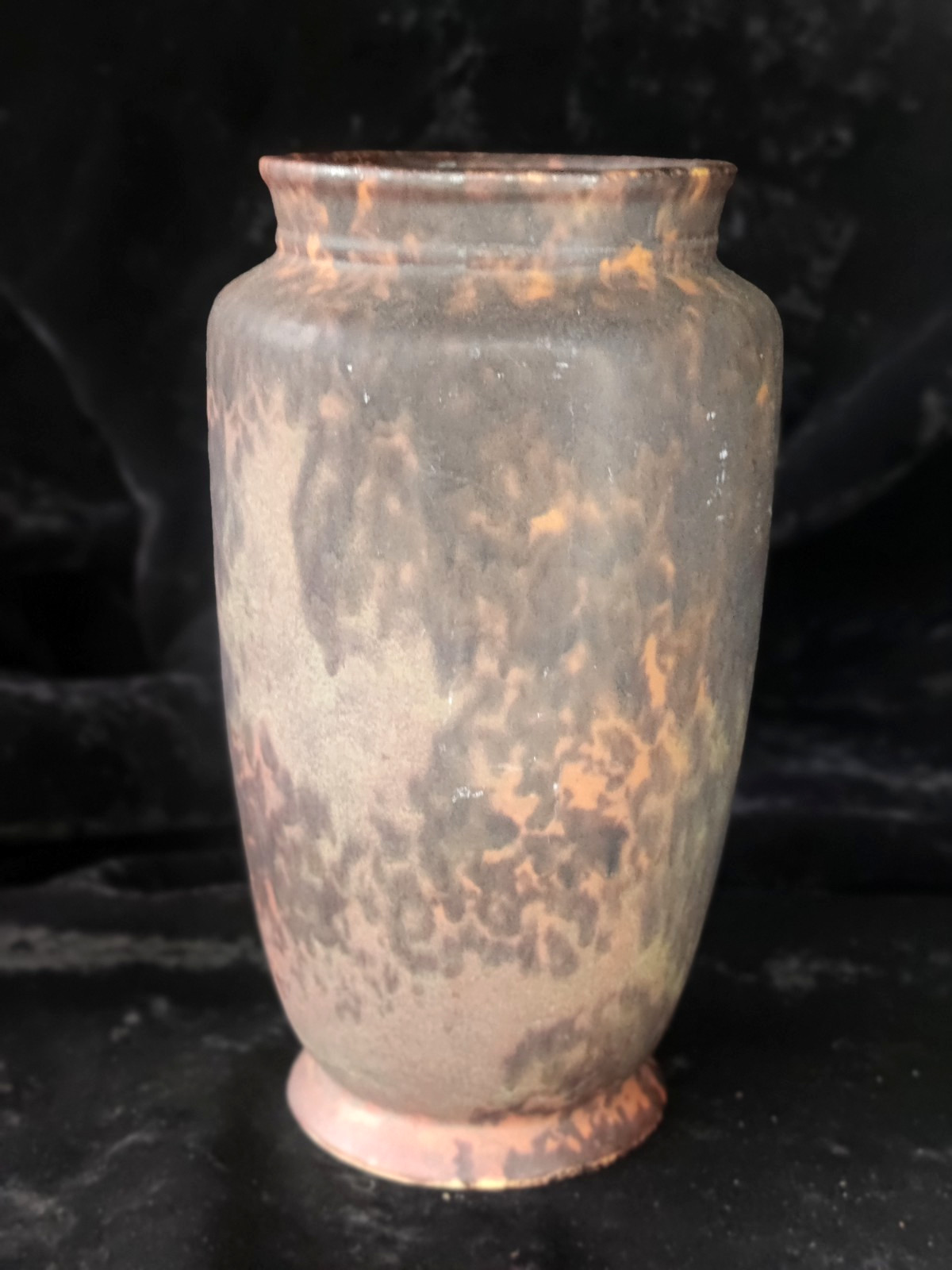 RARE Trail Glaze Roseville Carnelian II, 8.5\ RARE Trail Glaze Roseville Carnelian II, 8.5\