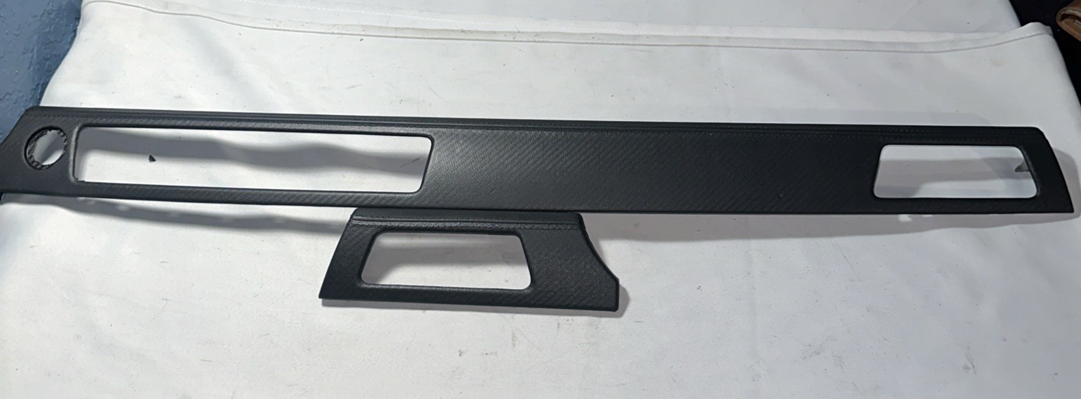 06-13 BMW 335i 328i M3 front Dashboard Carbon Leather Trim Set 8036706 oem 325i 06-13 BMW 335i 328i M3 front Dashboard Carbon Leather Trim Set 8036706 oem 325i