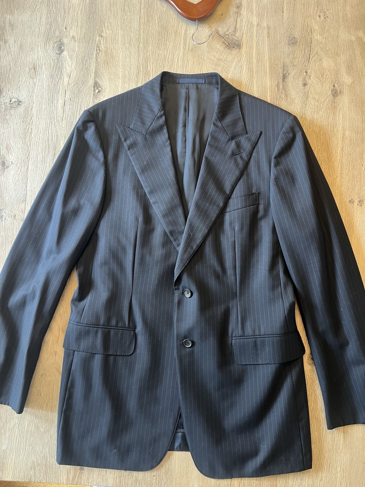 Vintage Gucci Men’s Black Pinstripe Blazer Approx US 42 Made in Italy Vintage Gucci Men’s Black Pinstripe Blazer Approx US 42 Made in Italy