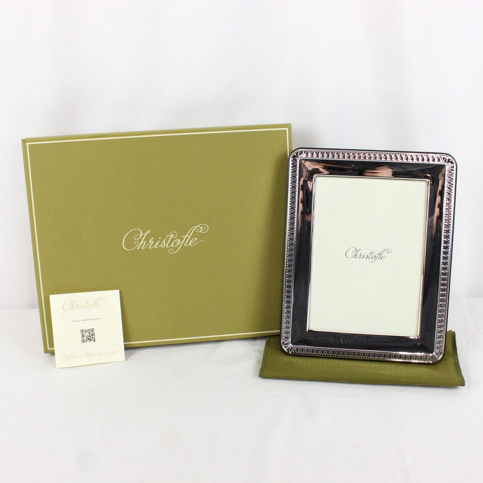 Christofle Malmaison Silver-Plated Picture Frame - 5 x 7in. (B04256534) W/ Box