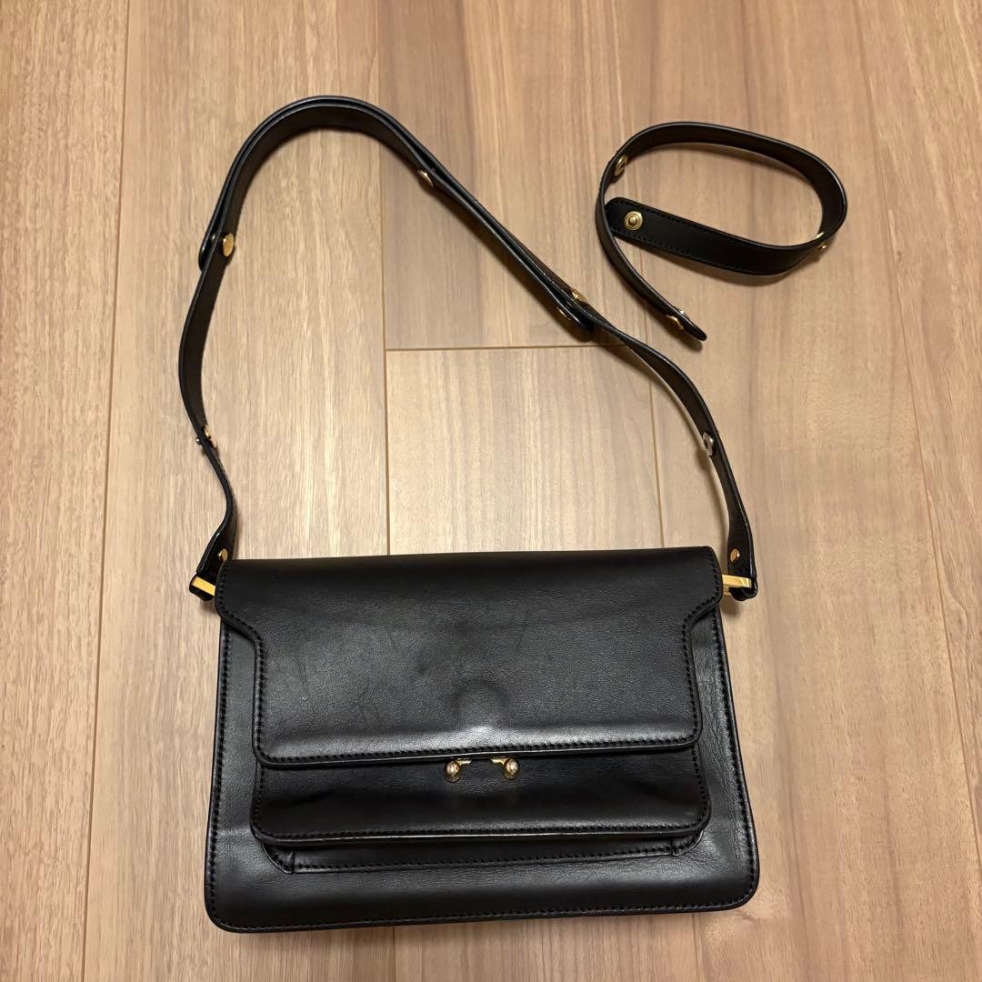 Marni Trunk Shoulder Bag Leather with Gold Hardware Black Women\'s Auth Marni Trunk Shoulder Bag Leather with Gold Hardware Black Women\'s Auth