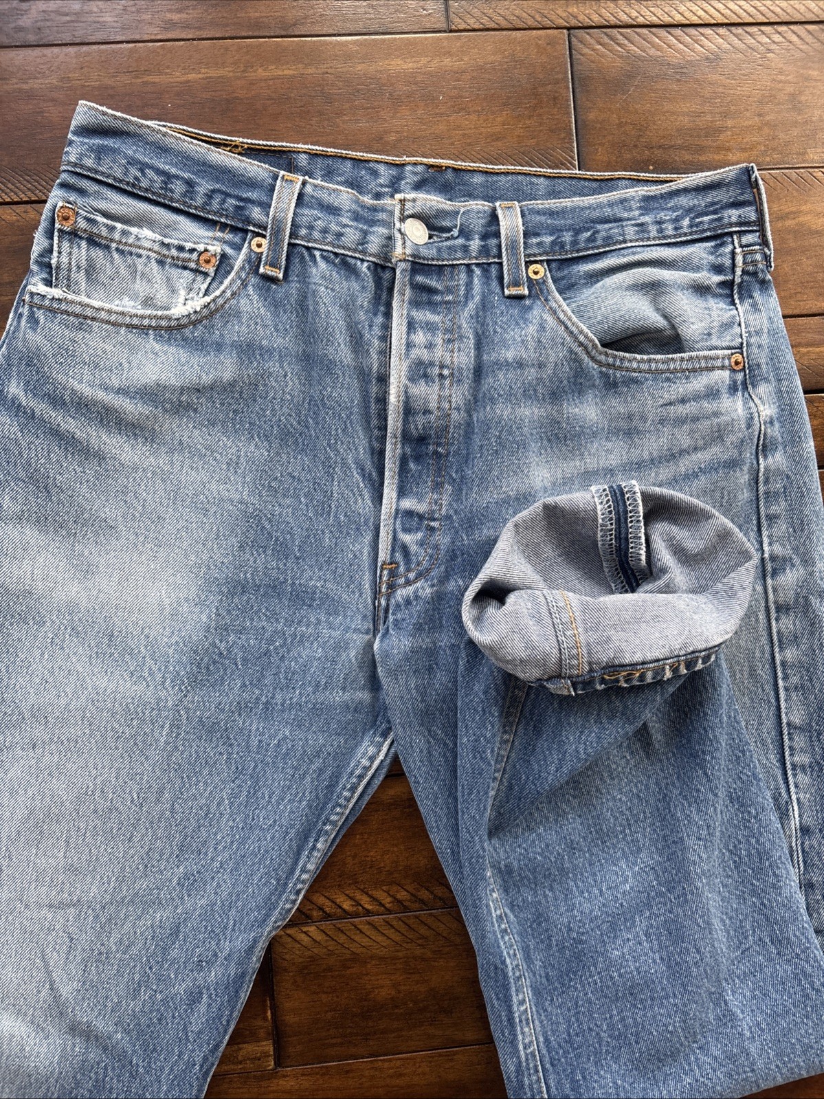 Vintage Levi’s 501xx USA Made Selvedge Denim Faded Light Wash 34x33 501 0000 Vintage Levi’s 501xx USA Made Selvedge Denim Faded Light Wash 34x33 501 0000