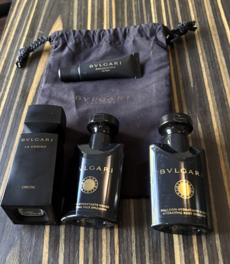 Emirates 5 piece Women Amenity Kit Bvlgari Le Gemme OROM Parfum Lotion Emirates 5 piece Women Amenity Kit Bvlgari Le Gemme OROM Parfum Lotion