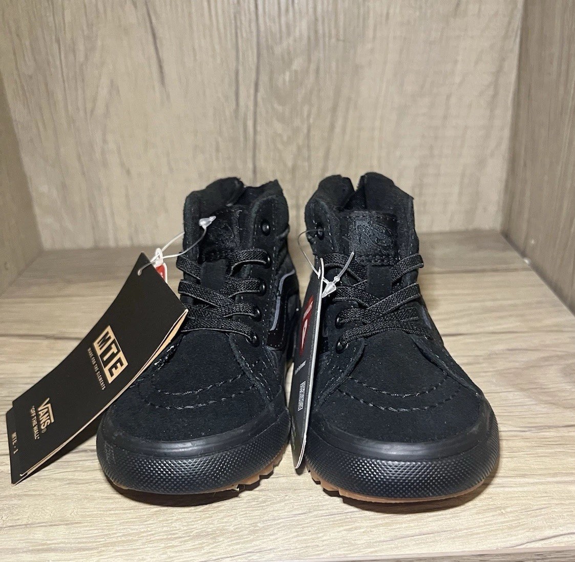 Vans Toddlers Size 5.5 Sk8 Hi MTE 2 Primaloft  Black Camo