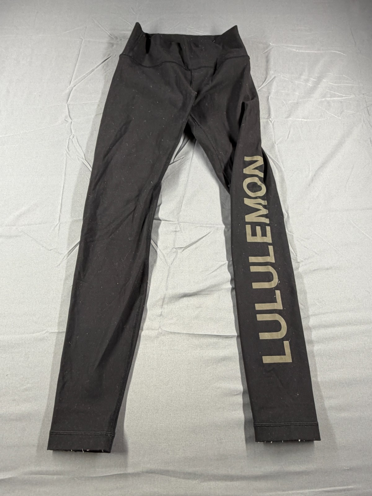 Lululemon Women’s Black Leggings LULULEMON Logo Graphic High Rise 28” Inseam