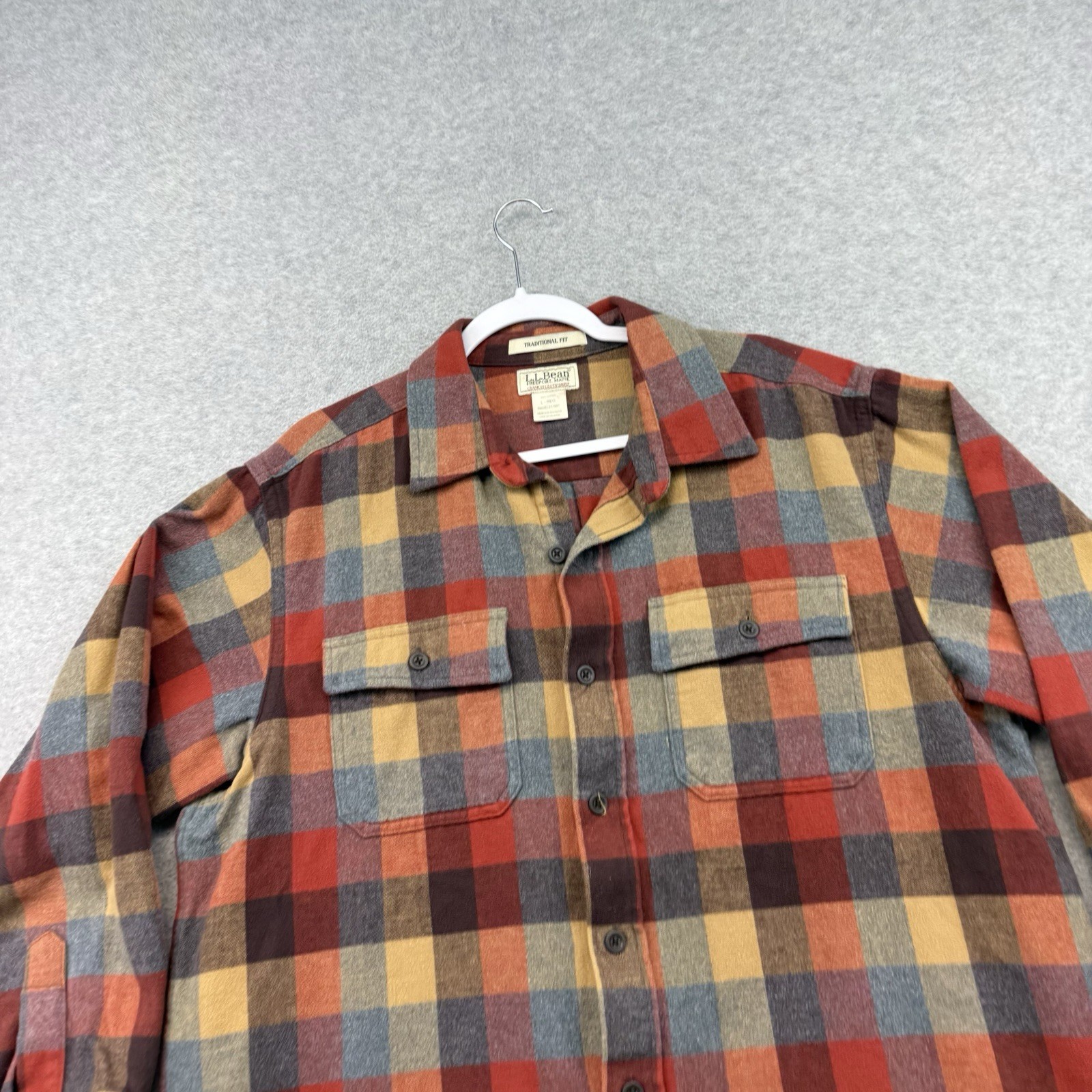 L.L. Bean Chamois Cloth Flannel Shirt Adult L Red Plaid Traditional Fit Autumn
