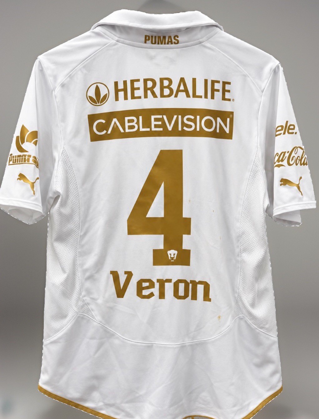 Vintage UNAM Pumas Veron #4 Home Jersey 2010 - Puma Rare Medium Vintage UNAM Pumas Veron #4 Home Jersey 2010 - Puma Rare Medium
