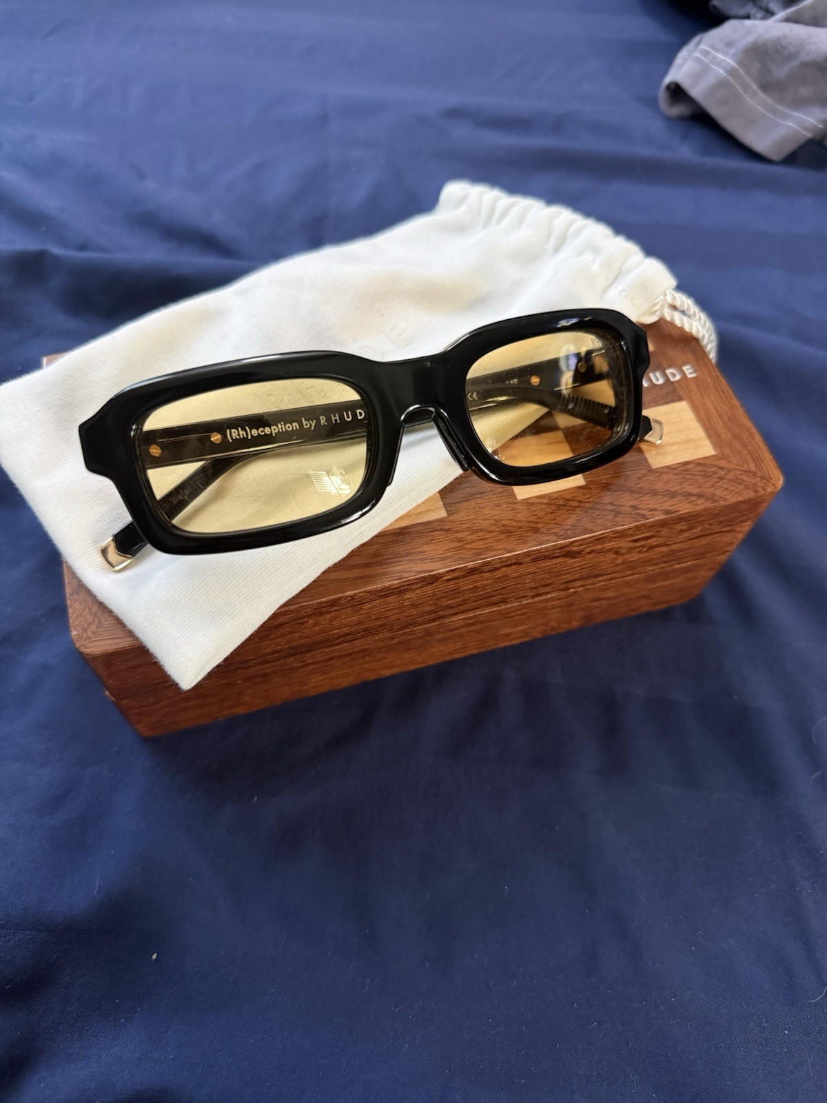Rare RHUDE Steve Sunglasses Men\'s Black Frame with Yellow Lenses Rare RHUDE Steve Sunglasses Men\'s Black Frame with Yellow Lenses