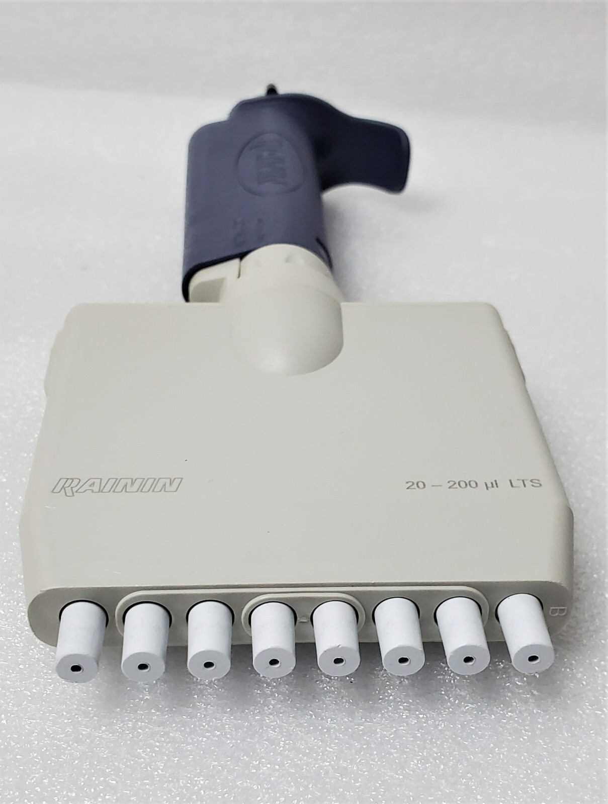 Rainin L-200 Pipet-Lite LTS 8 Channel Multichannel  pipette 20-200uL