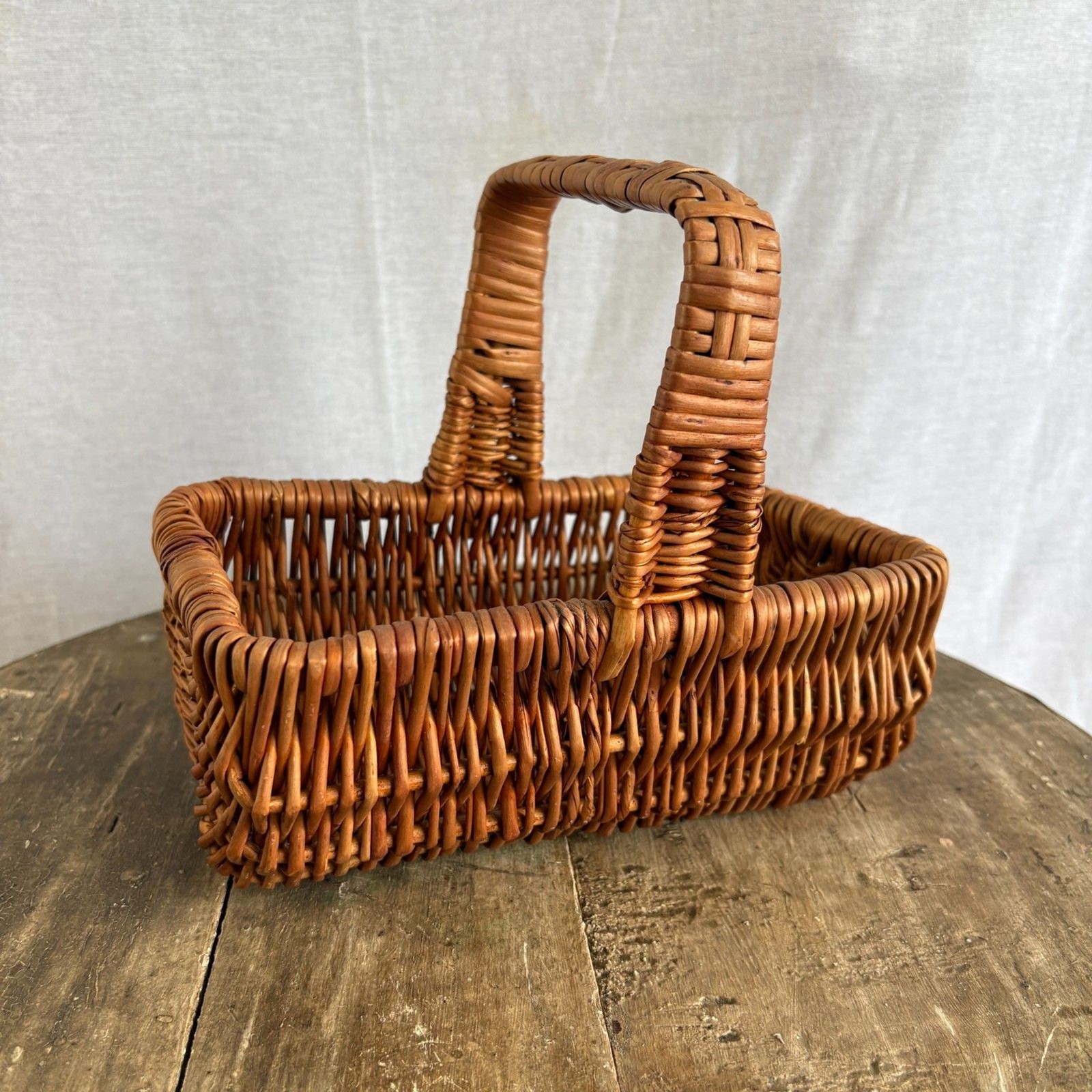 Vintage Wicker Gathering Basket Small Handwoven Farmhouse Cottagecore Vintage Wicker Gathering Basket Small Handwoven Farmhouse Cottagecore