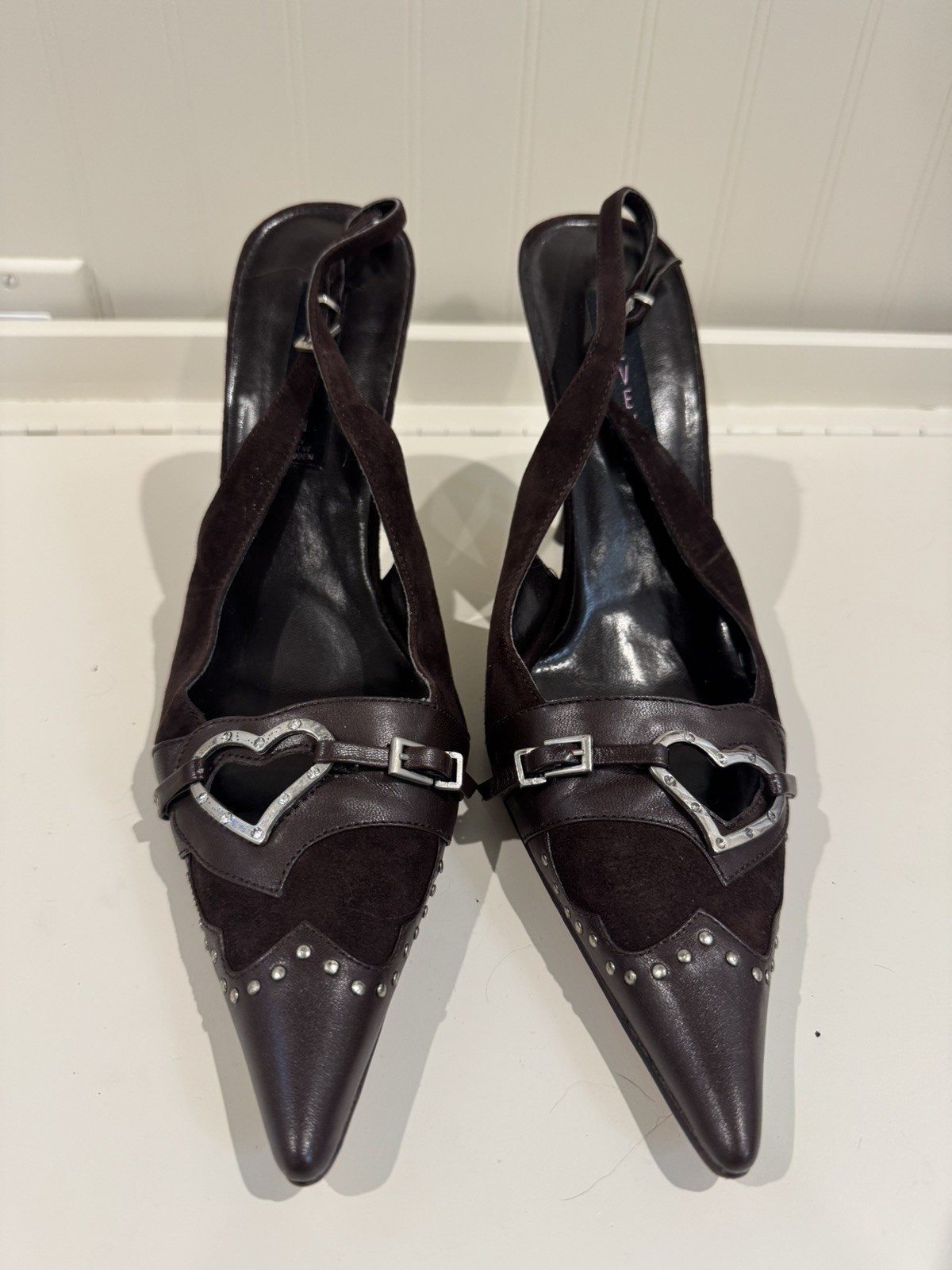 Rare Vintage Steve Madden Women\'s Brown Heart Cutout Slingback Heels 10M Rare Vintage Steve Madden Women\'s Brown Heart Cutout Slingback Heels 10M