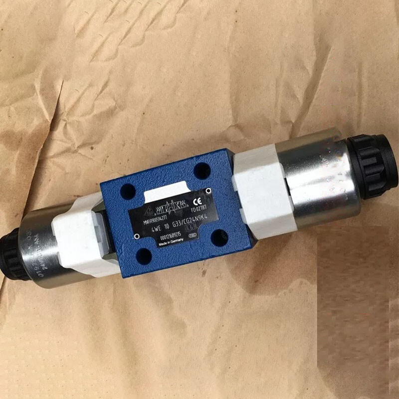 New For REXROTH 4WE10G33/CG24N9K4 R900594277 Directional Valve