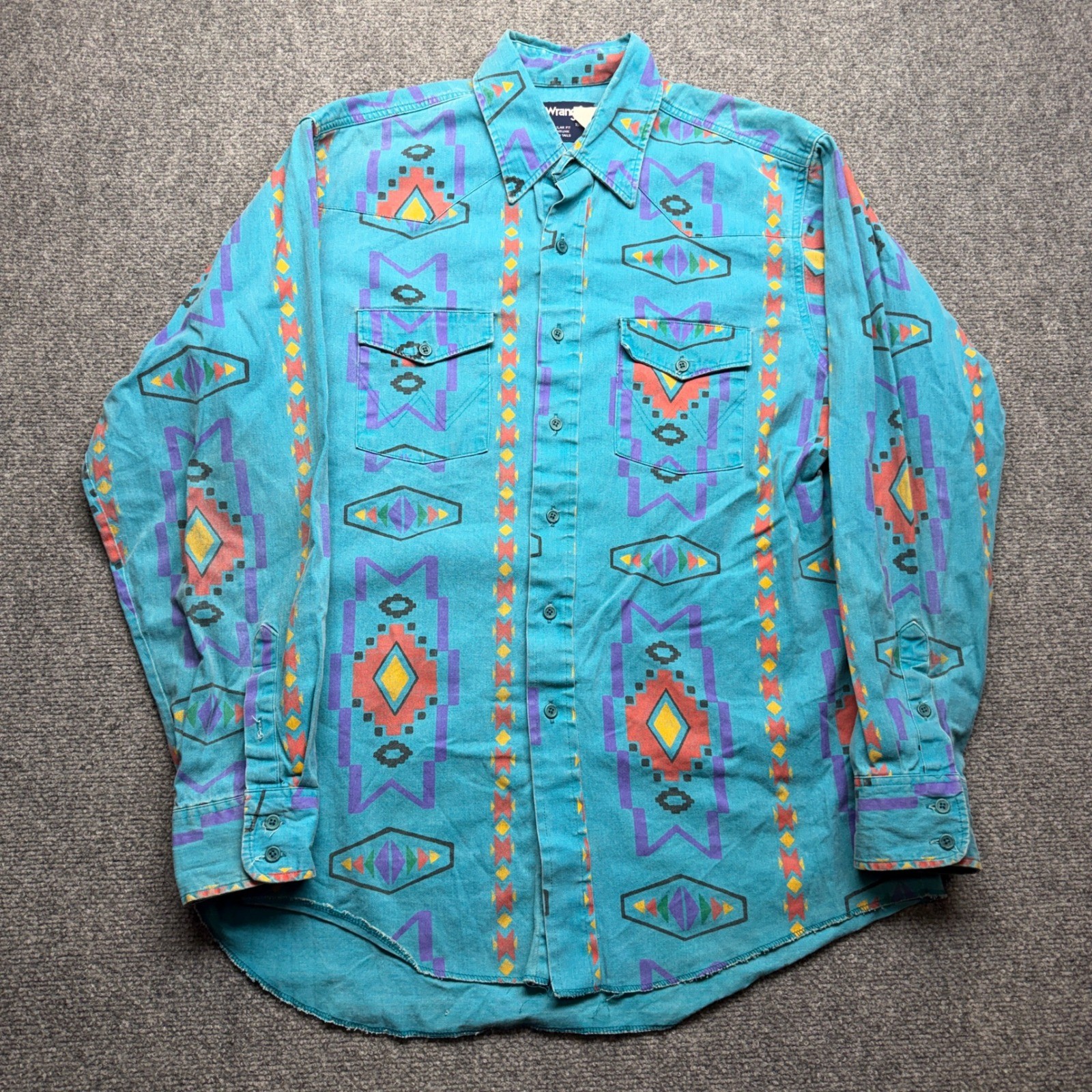 Vintage Wrangler Mens Western Shirt Teal Southwestern Tribal Print X-Long Tails