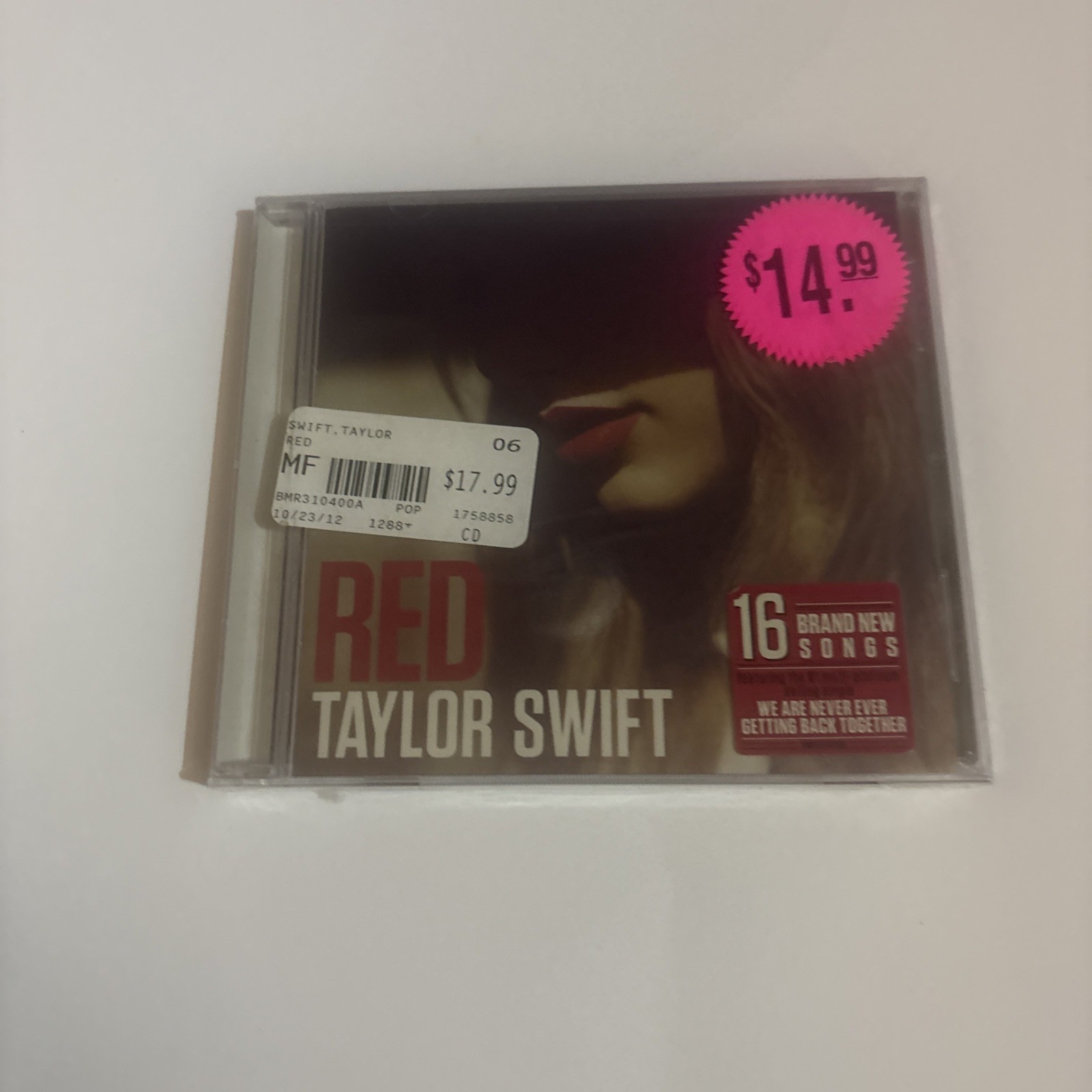 Taylor Swift - RED Pop Album CD Big Machine Records 2012 BRAND NEW SEALED Taylor Swift - RED Pop Album CD Big Machine Records 2012 BRAND NEW SEALED