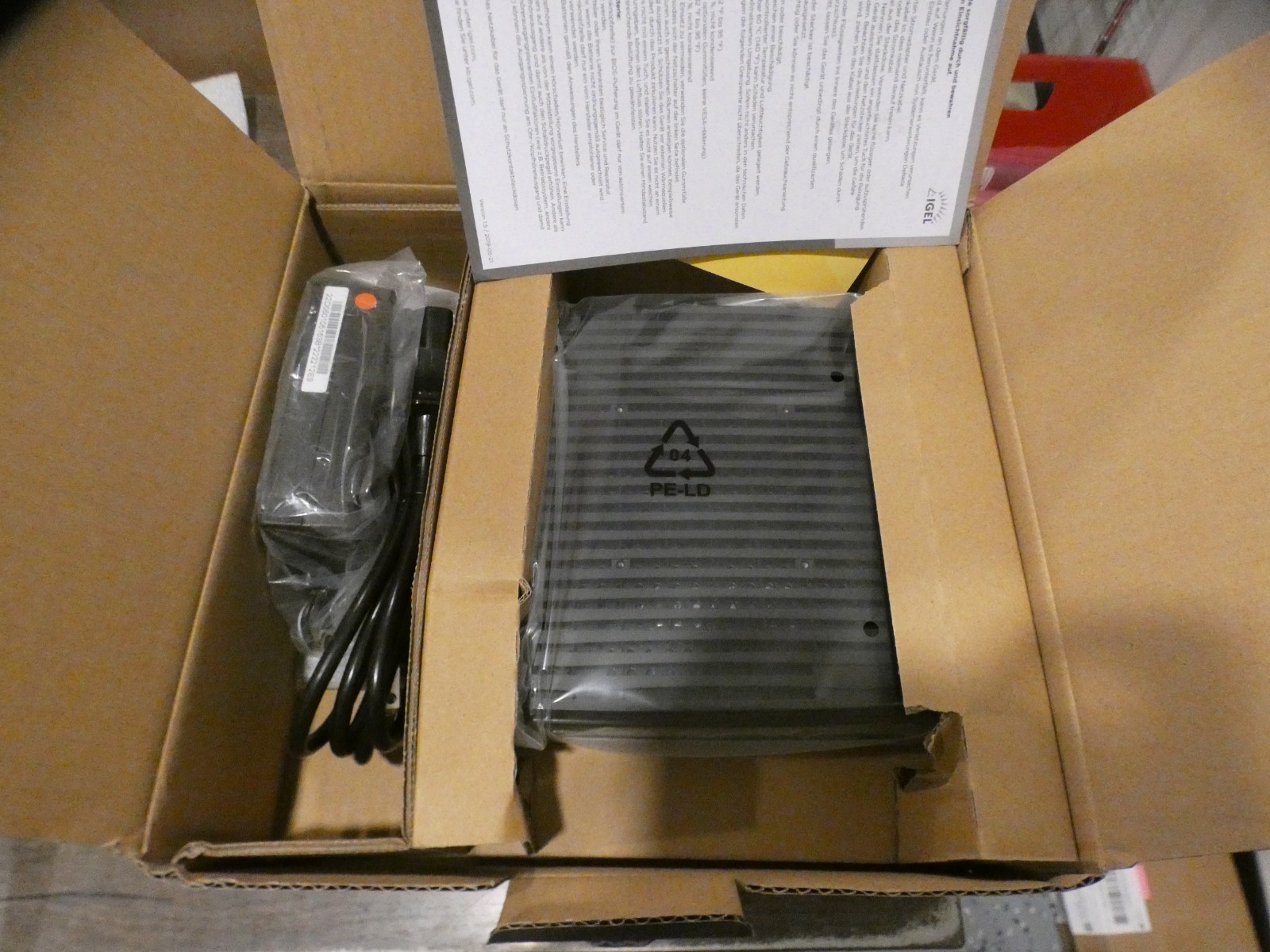 IGEL Technology Thin Client UD3 LX11 AMD 2.4GHZ 8GB eMMC 2x2GB DDR4 WLAN/BT IGEL Technology Thin Client UD3 LX11 AMD 2.4GHZ 8GB eMMC 2x2GB DDR4 WLAN/BT