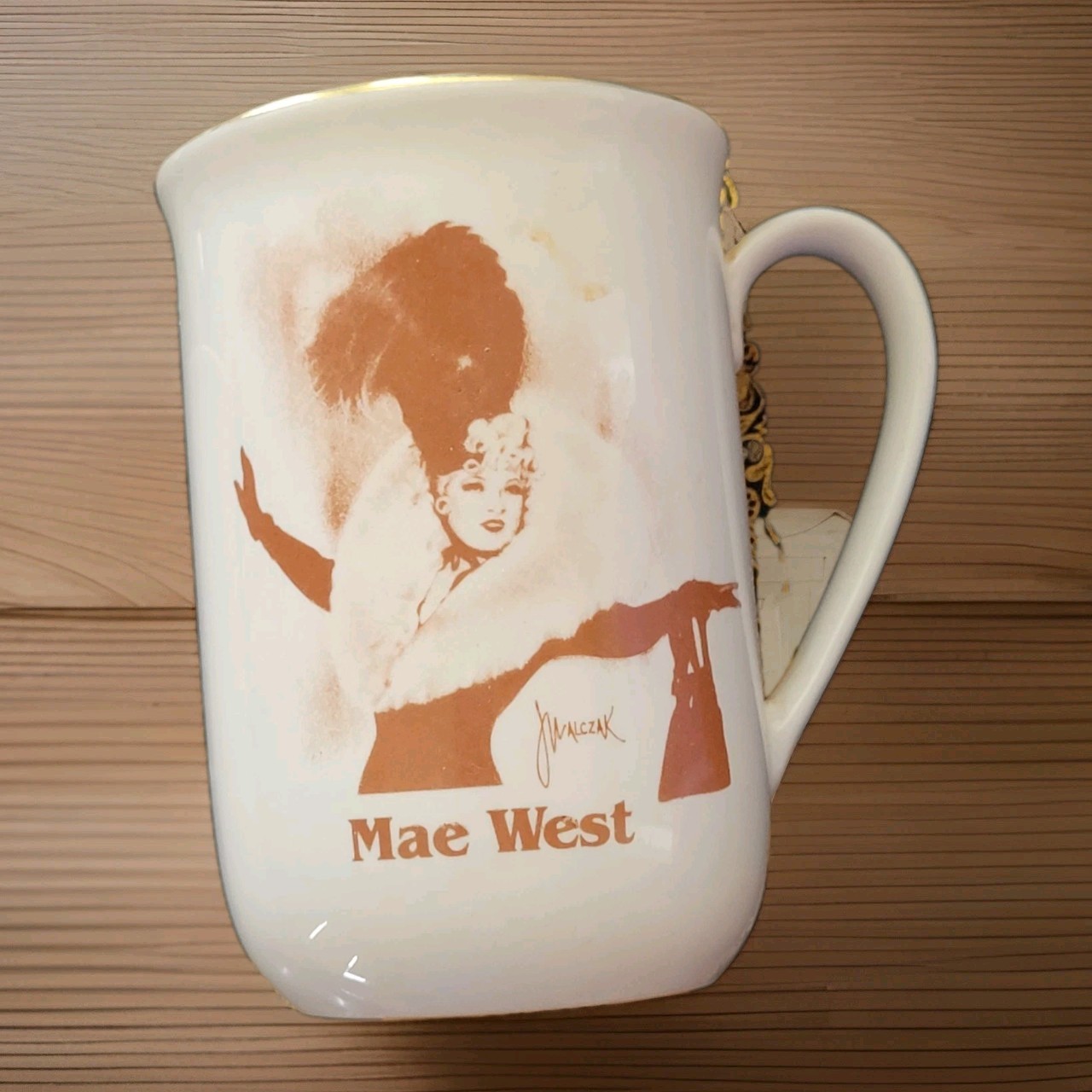 Vintage MAE WEST Hollywood Hall of Fame Museum Ceramic Coffee Cup Gold Trim