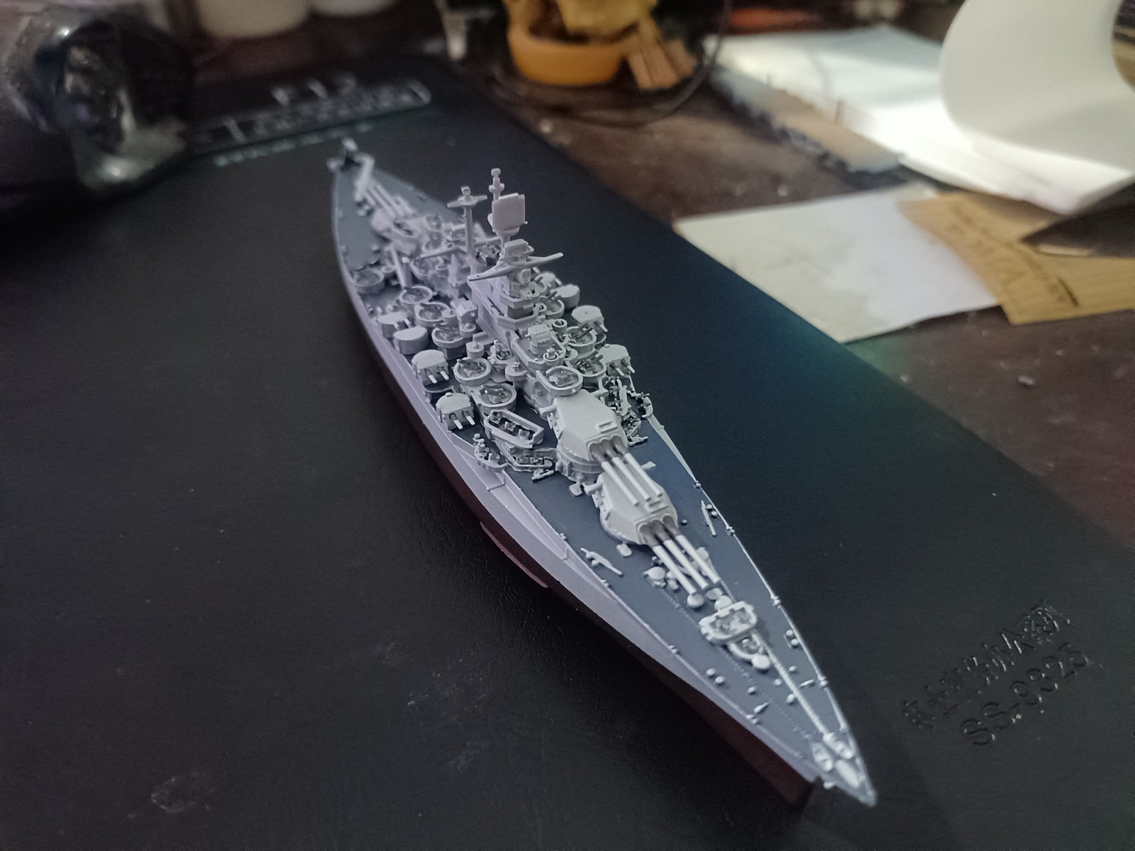 1/1250 USS California BB-44 Battleship Finished Model With Base 15.2cm(5.98in) 1/1250 USS California BB-44 Battleship Finished Model With Base 15.2cm(5.98in)