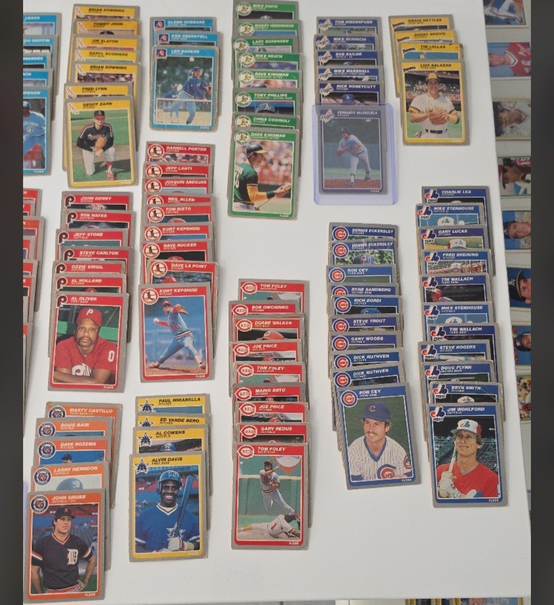 1980 Baseball Cards Lot (200+) 1980s Fleer Topps - Nolan Ryan, Ripken, Glavine