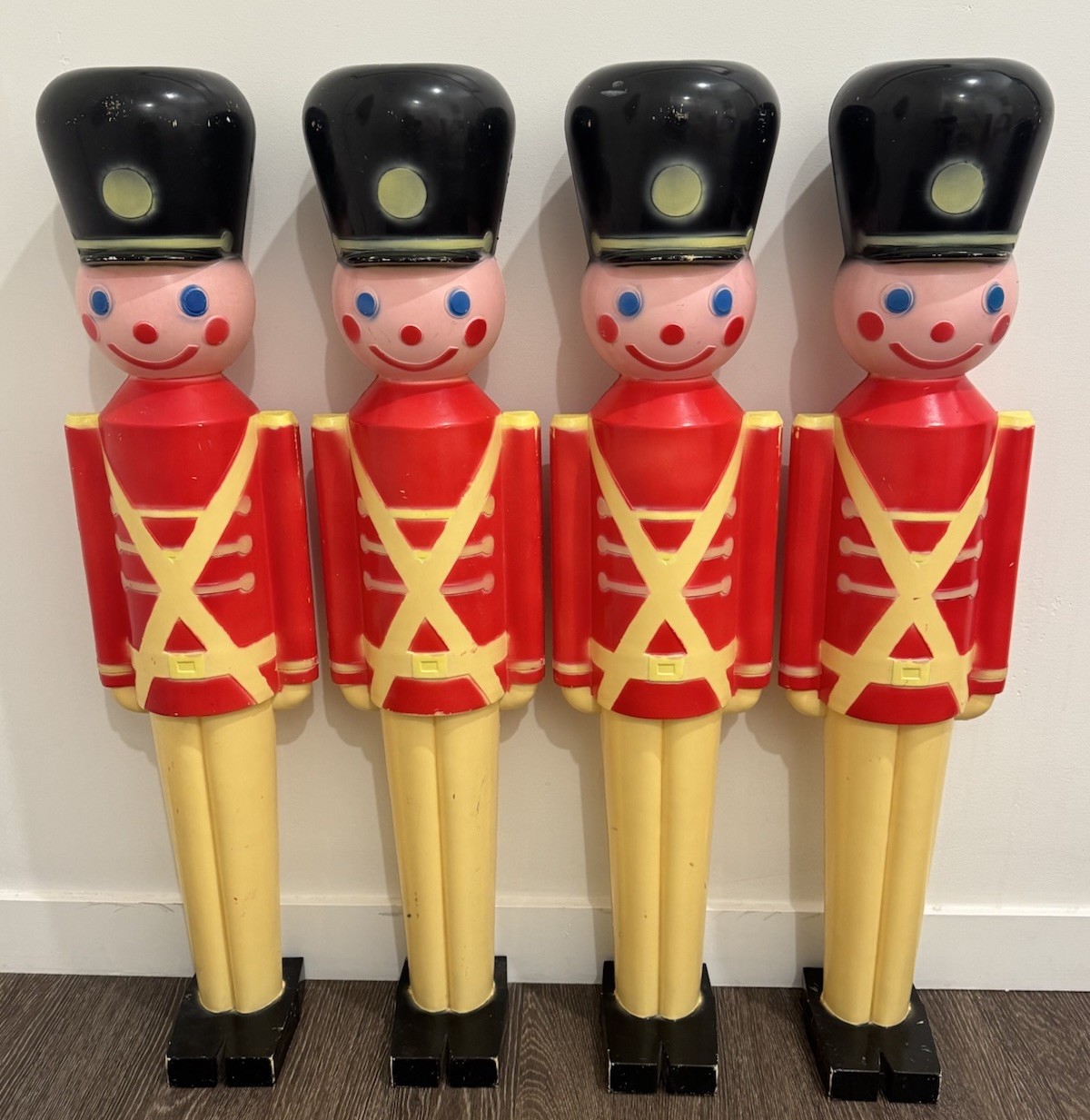 Set (4) Vintage 1970s Union Products Toy Soldier Blow Mold 31\ Set (4) Vintage 1970s Union Products Toy Soldier Blow Mold 31\