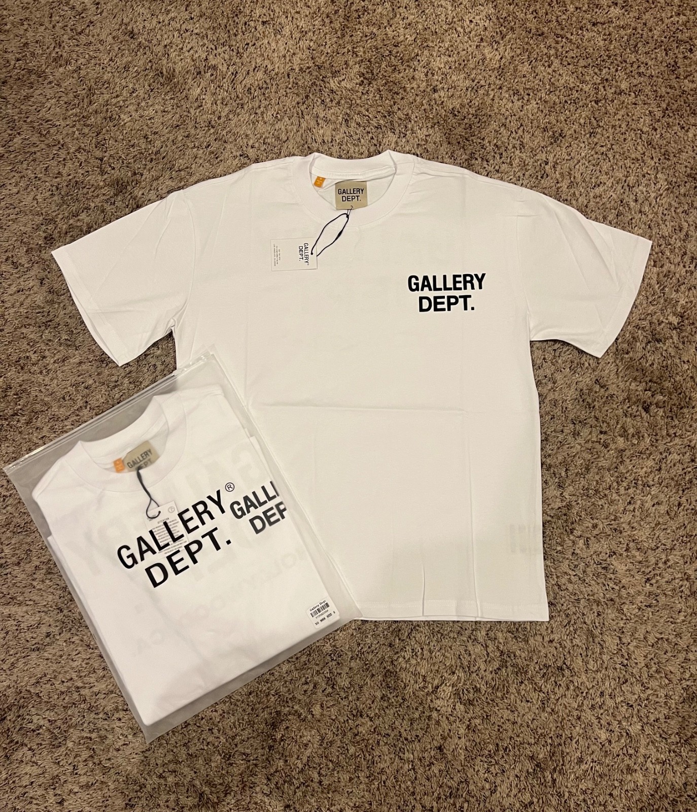Gallery Dept. T Shirt - White - Size Medium - Brand New (NWT) Gallery Dept. T Shirt - White - Size Medium - Brand New (NWT)