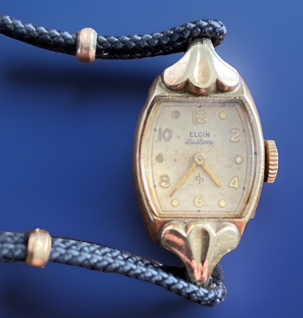 Vtg 1940s Elgin Watch DeLuxe WWII Grandmas 10K Gold Filled Oval Nurses Priceless